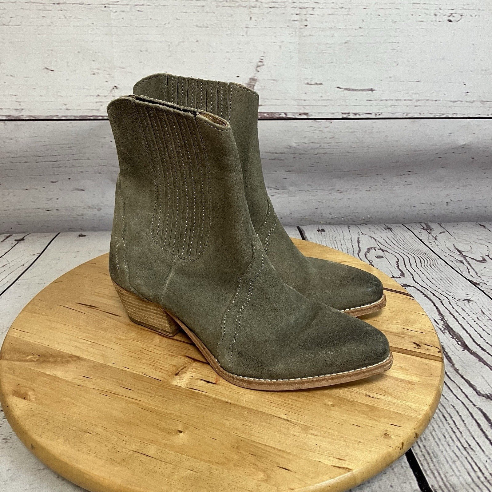 Free People Chelsea Boot Women's Size 5.5 EUR 36 Bootie Frontier Suede Western