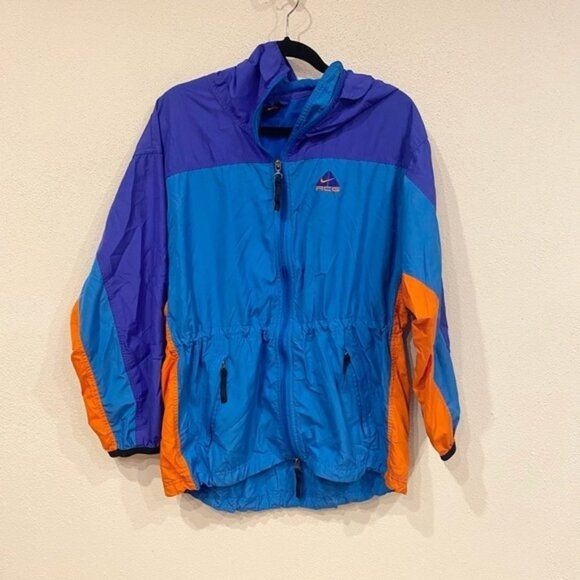 Nike ACG Vintage Windbreaker Jacket Size M