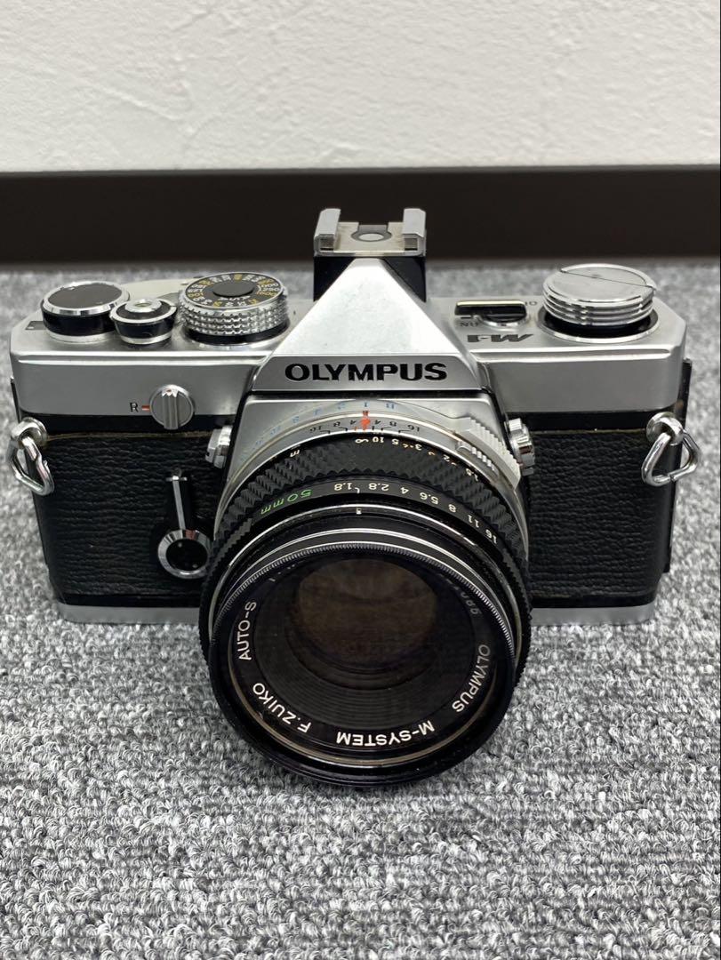 OLYMPUS OM-1 SLR camera