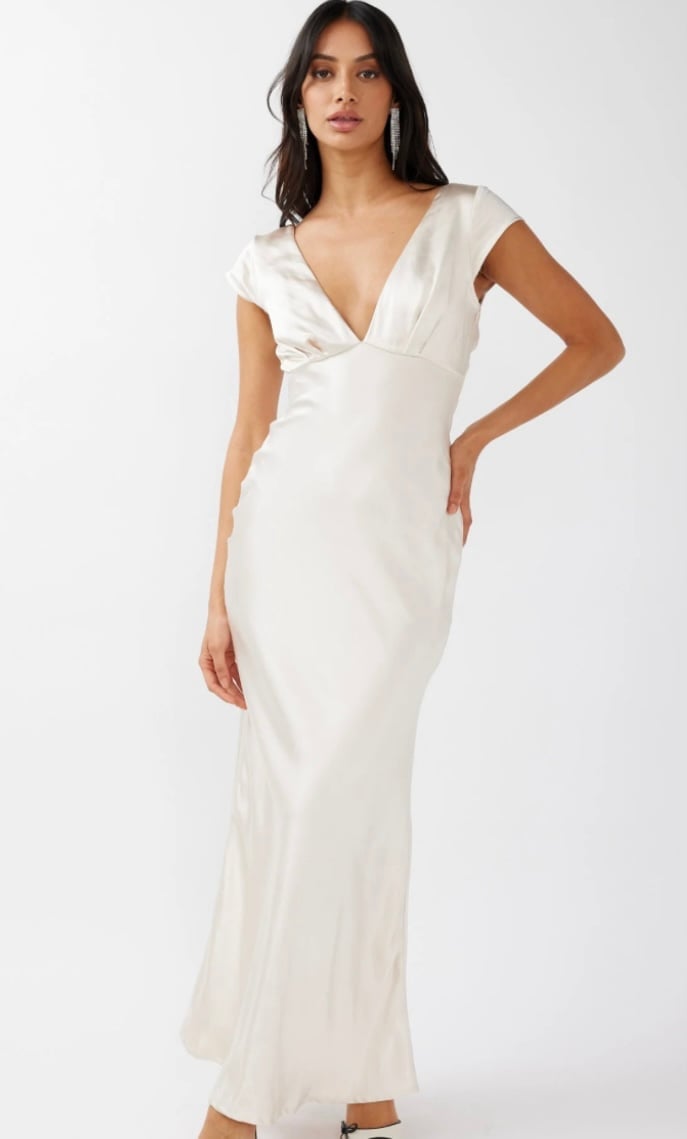 Selfie Leslie Lucinda V-Neck Twist Back Midi dress in champagne