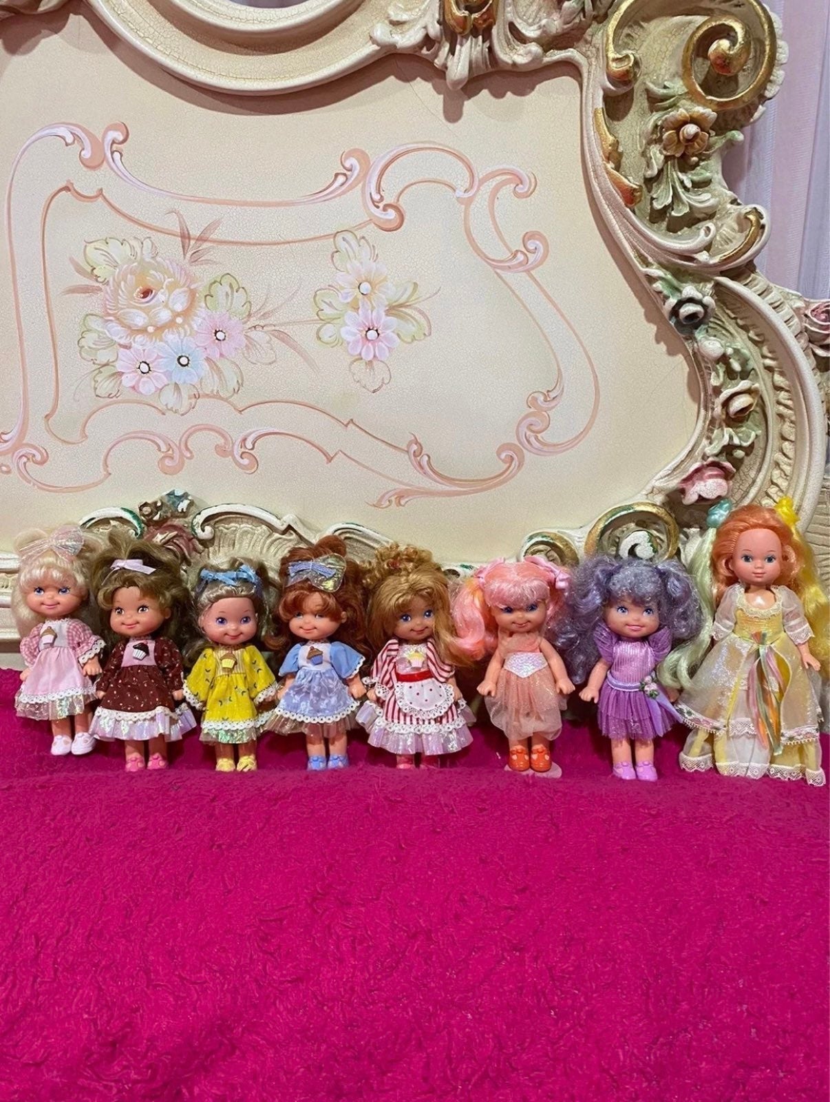 Last chance Vintage Muffin dolls and extra lady locket Final sell!!
