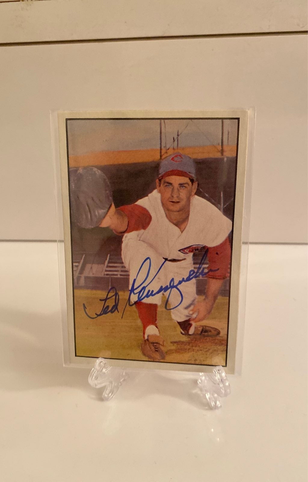 Signed Ted Kluszewski Diamond Classics No. 62 Baseball Card