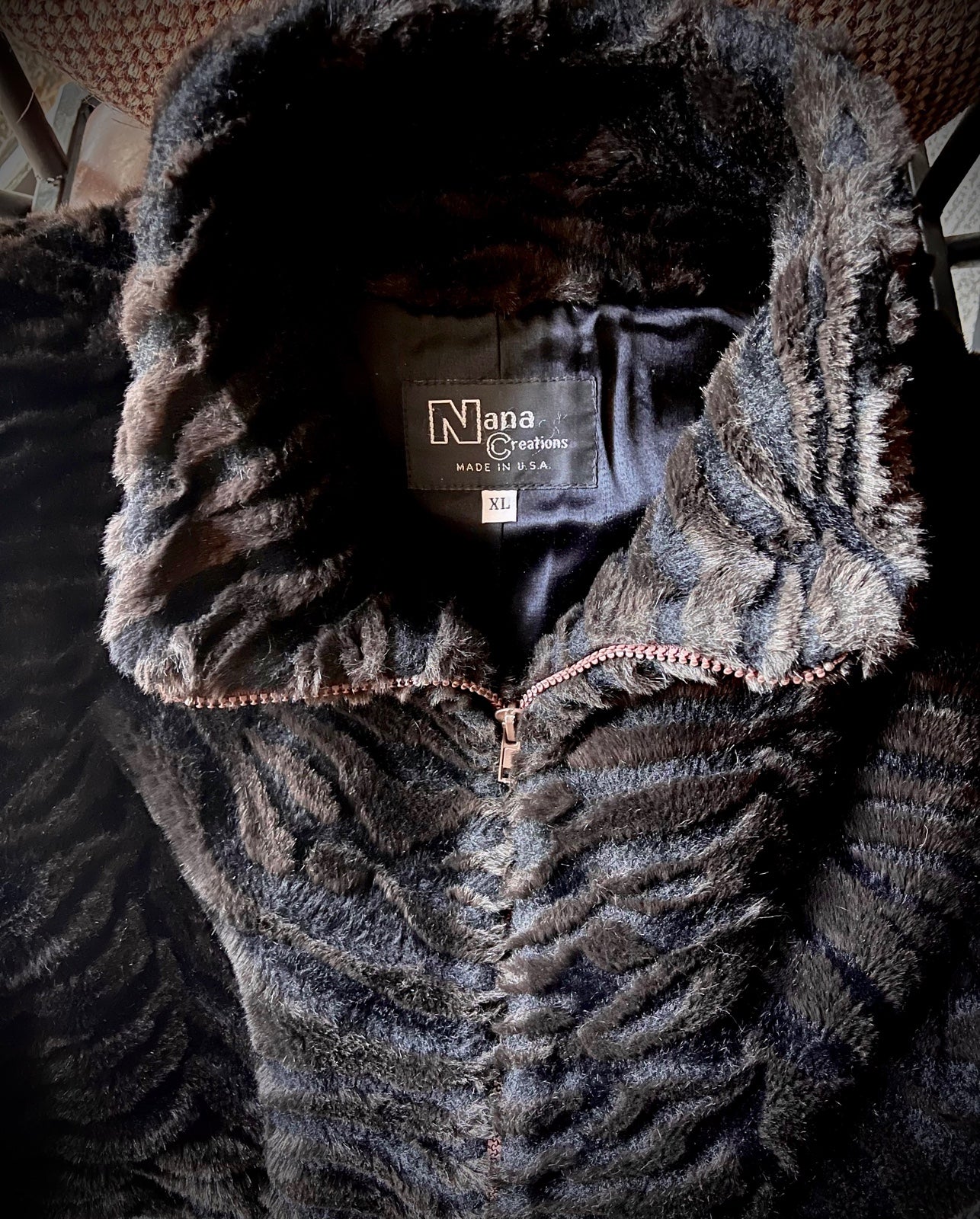 NANA Creations ❤️ Funky Faux Fur Tiger Chocolate Thick Vest Sz XL Valentine