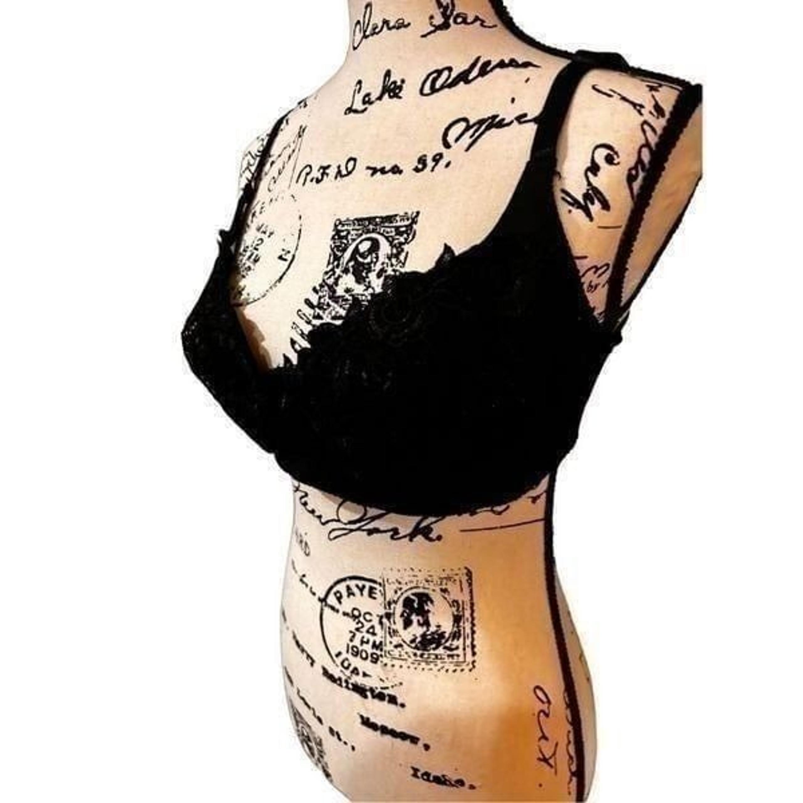 Delta Burke Black Lace Bra