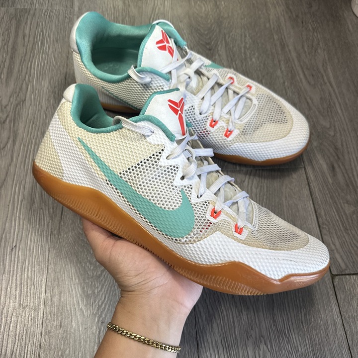 Nike Zoom Kobe 11 XI EM Summer White / Teal /Crimson Size 11.5 # 836183-103