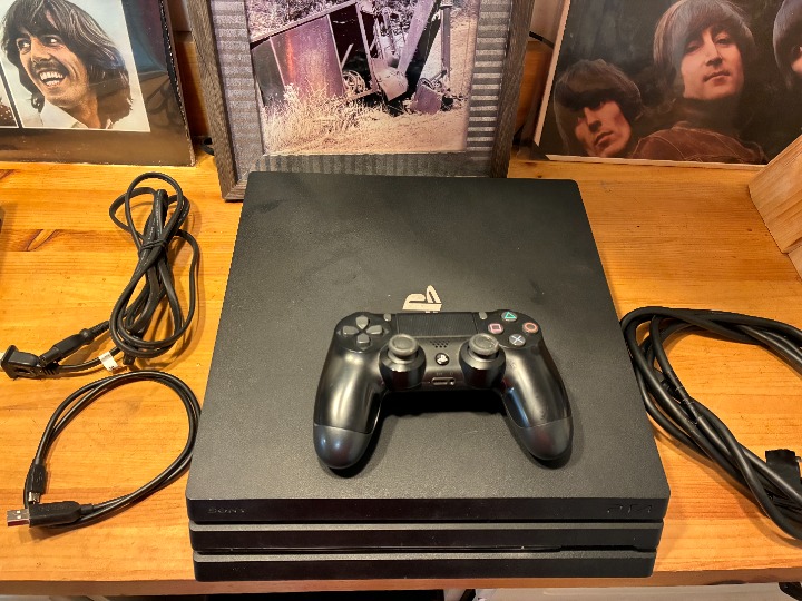 PlayStation 4 Pro Console