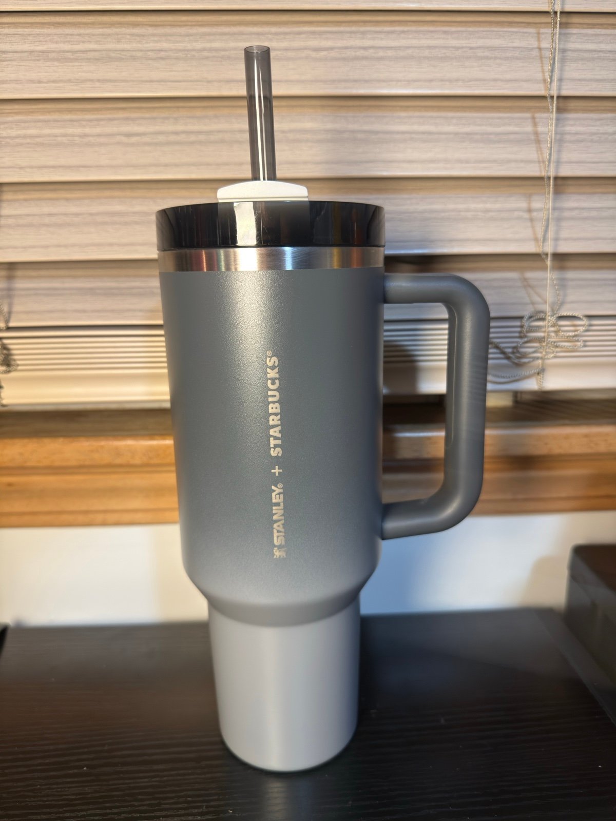 Stanley X Starbucks Singapore Grey Gradient BNWT | US SELLER
