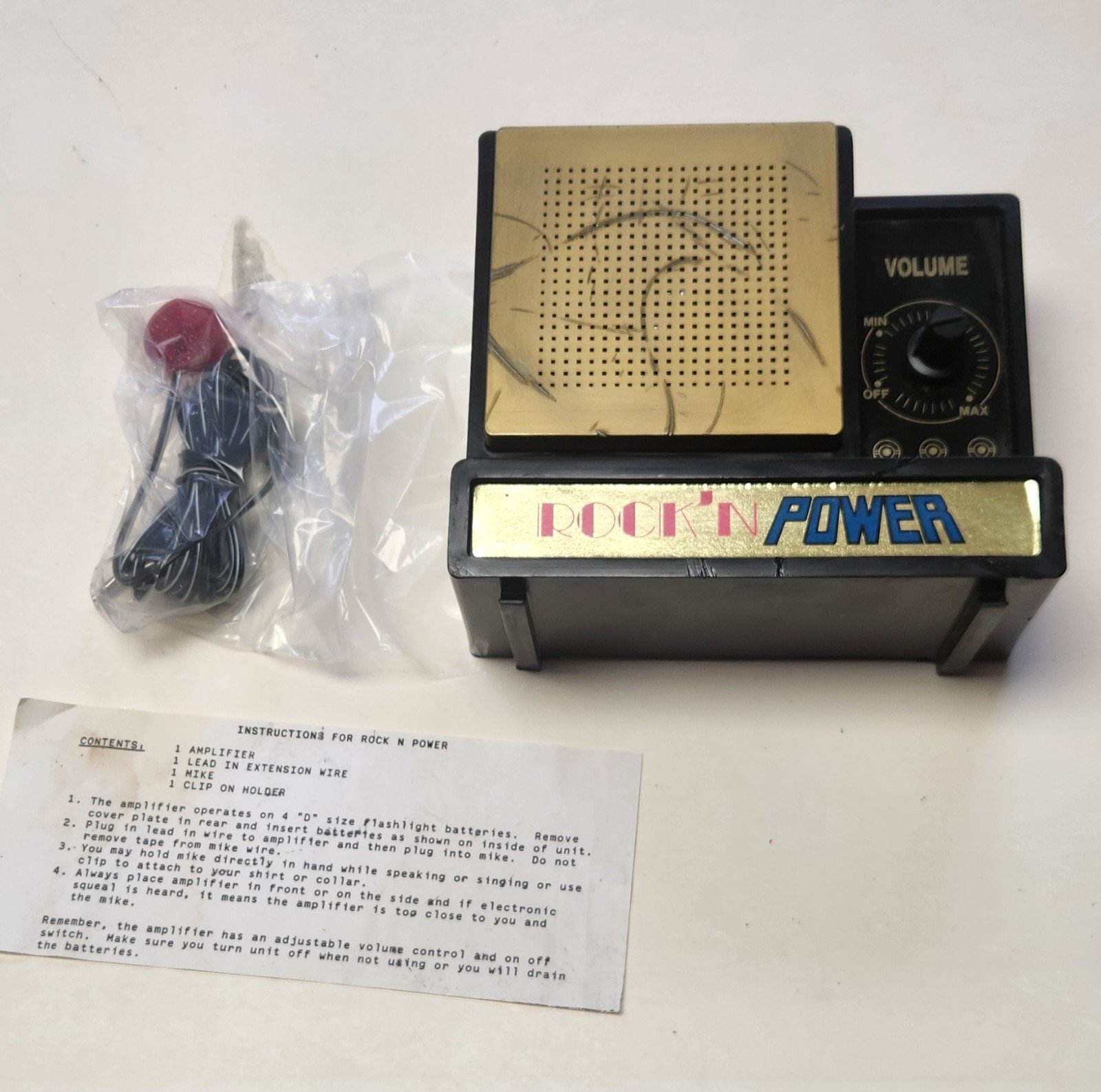VINTAGE CARNIVAL TOYS ROCK 'N POWER AMPLIFIER WITH CLIP-ON MIKE