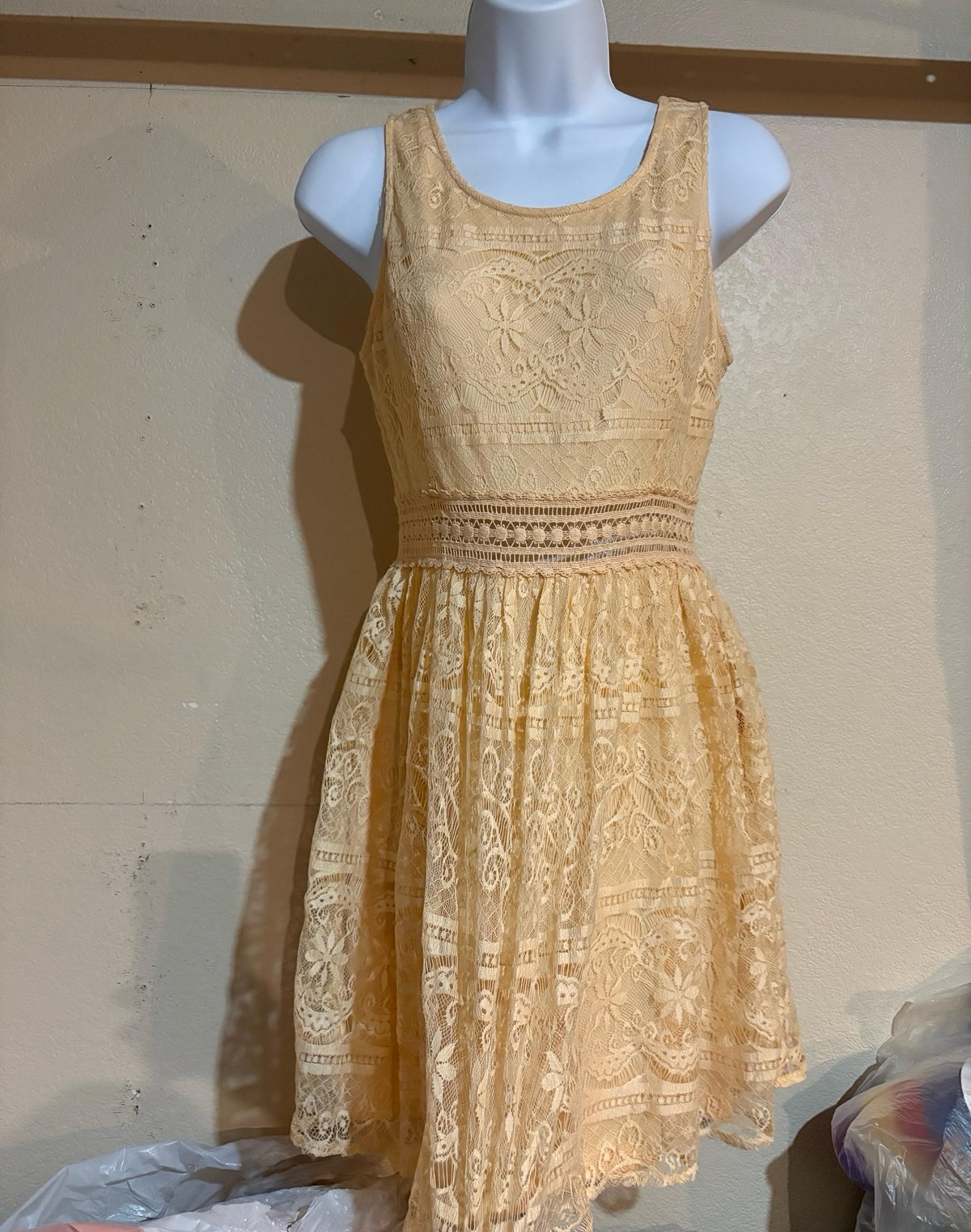 Lace dress