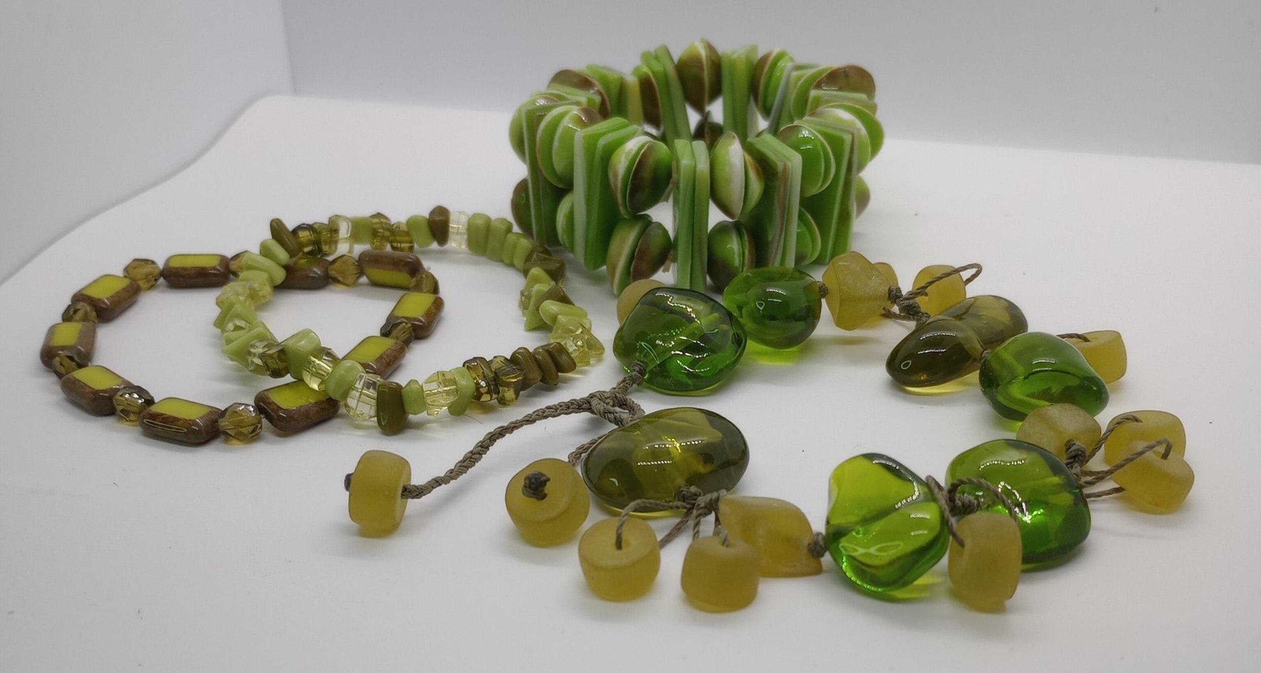 4 Bracelets - Green