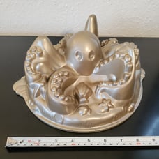 NORDIC WARE Octopus Cake Pan Non-Stick Baking Mold Cast Aluminum