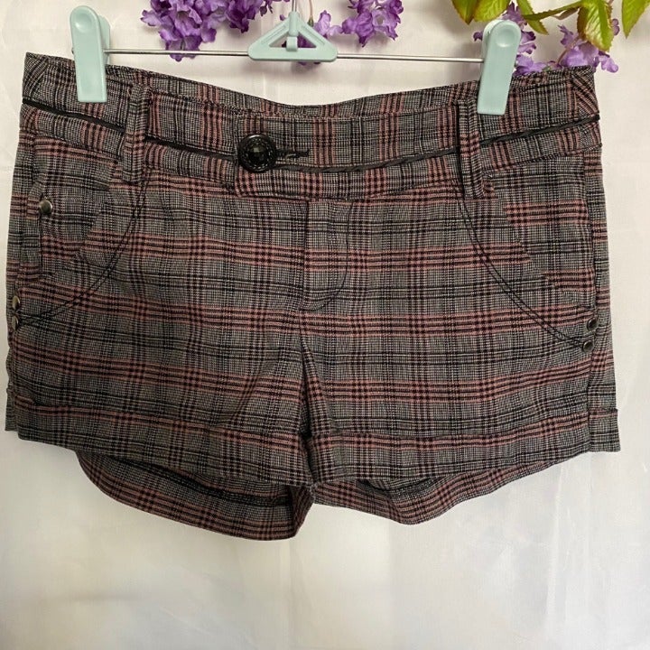 DKNY plaid shorts