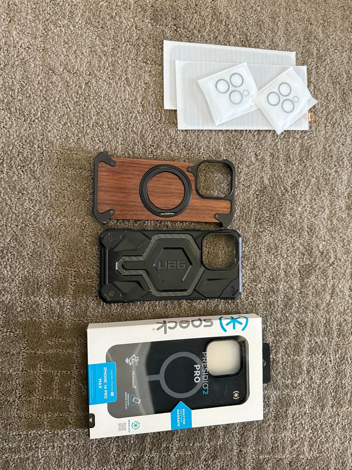 iPhone 14 Pro Max Case & Screen Protector