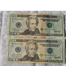Star note and fancy Serial number Lot of Two 20dollar bill Collectible US. Mint
