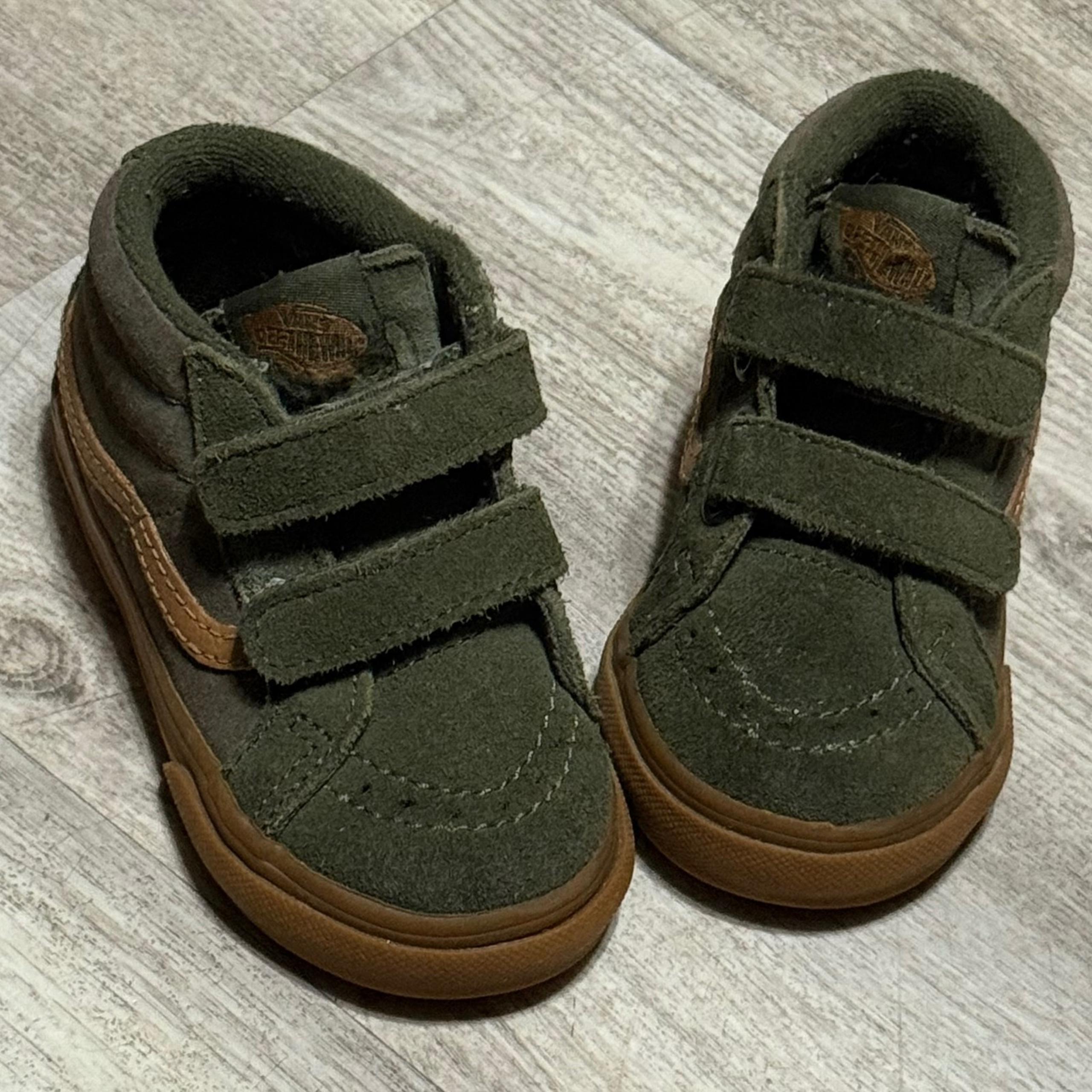 Vans Suede Gum Shoes Sneakers Mid Reissue V Boys Green Size 5.5 Toddler