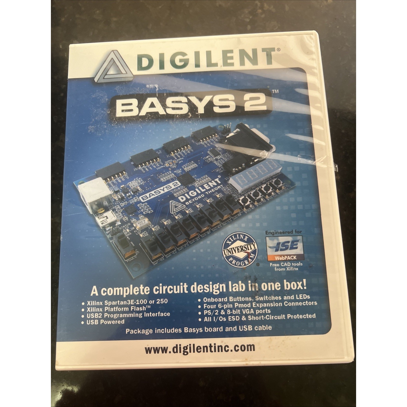 Digilent Basys2 Xilinx Spartan 3E FPGA Board USB Powered Used Tested