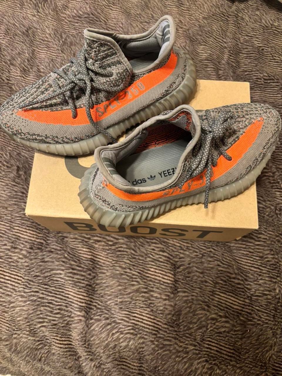 350 V2 Yeezy