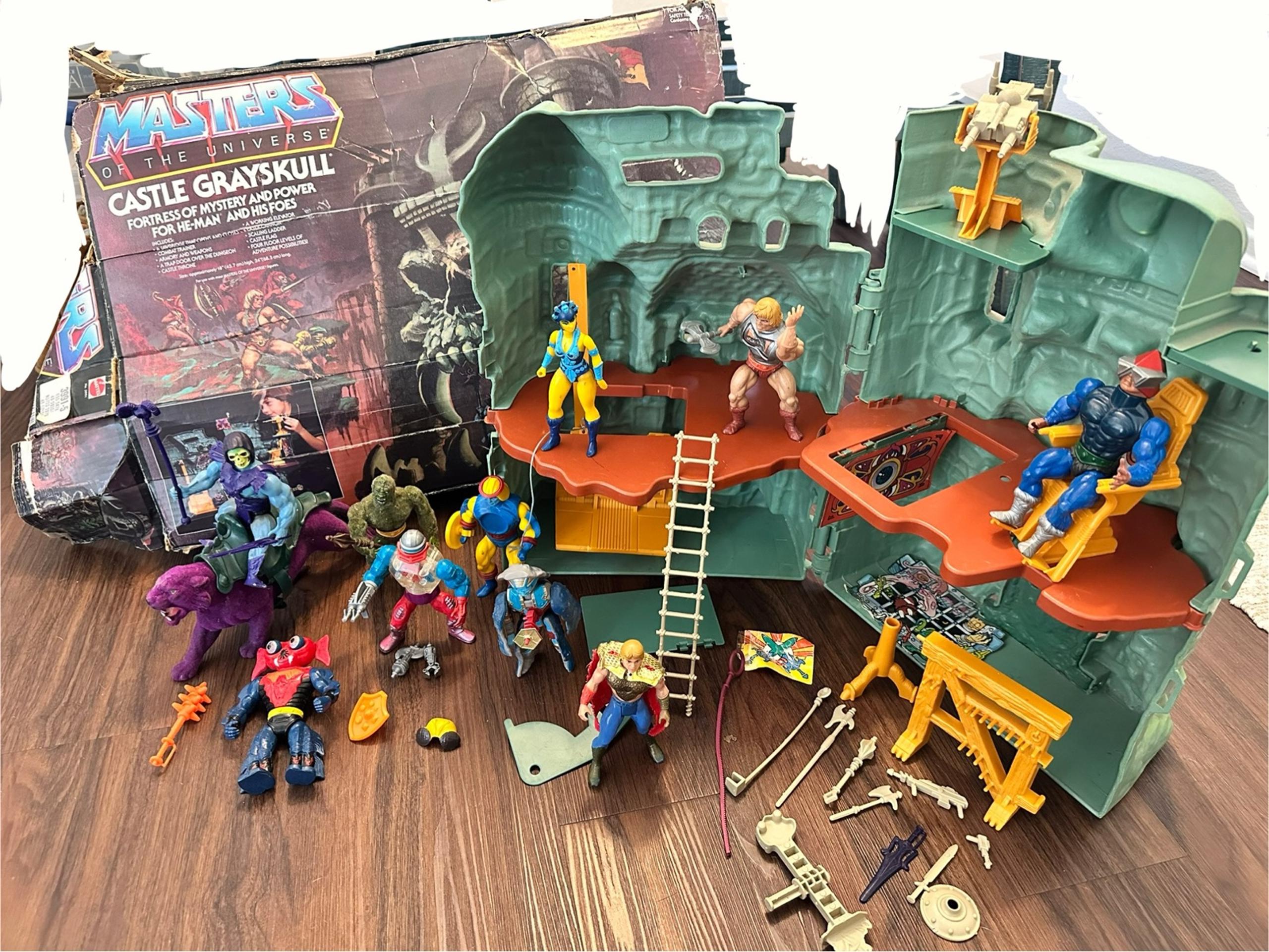 Vintage Original 1980’s MOTU Castle Grayskull Complete With Box & Figures