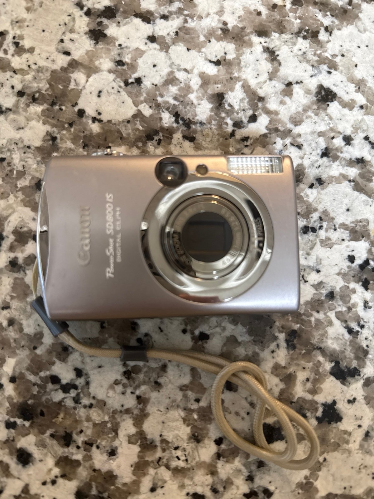Canon power shot SD 800 IS Digital ELPH
