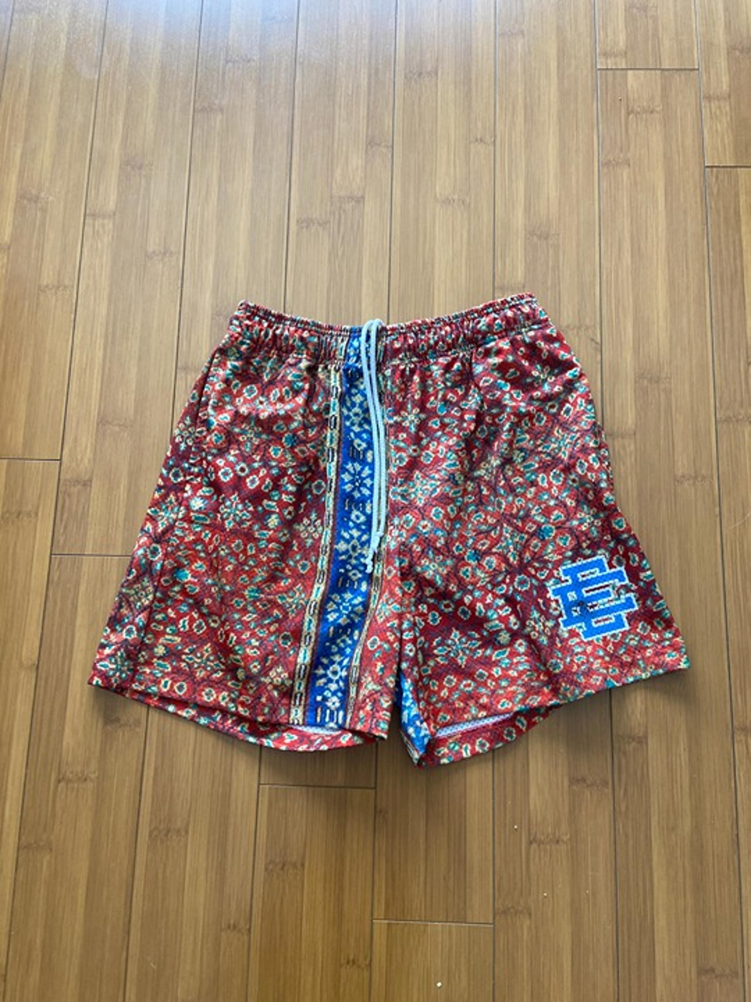 Eric Emanuel Men's Rug Tapestry Print Shorts - XL