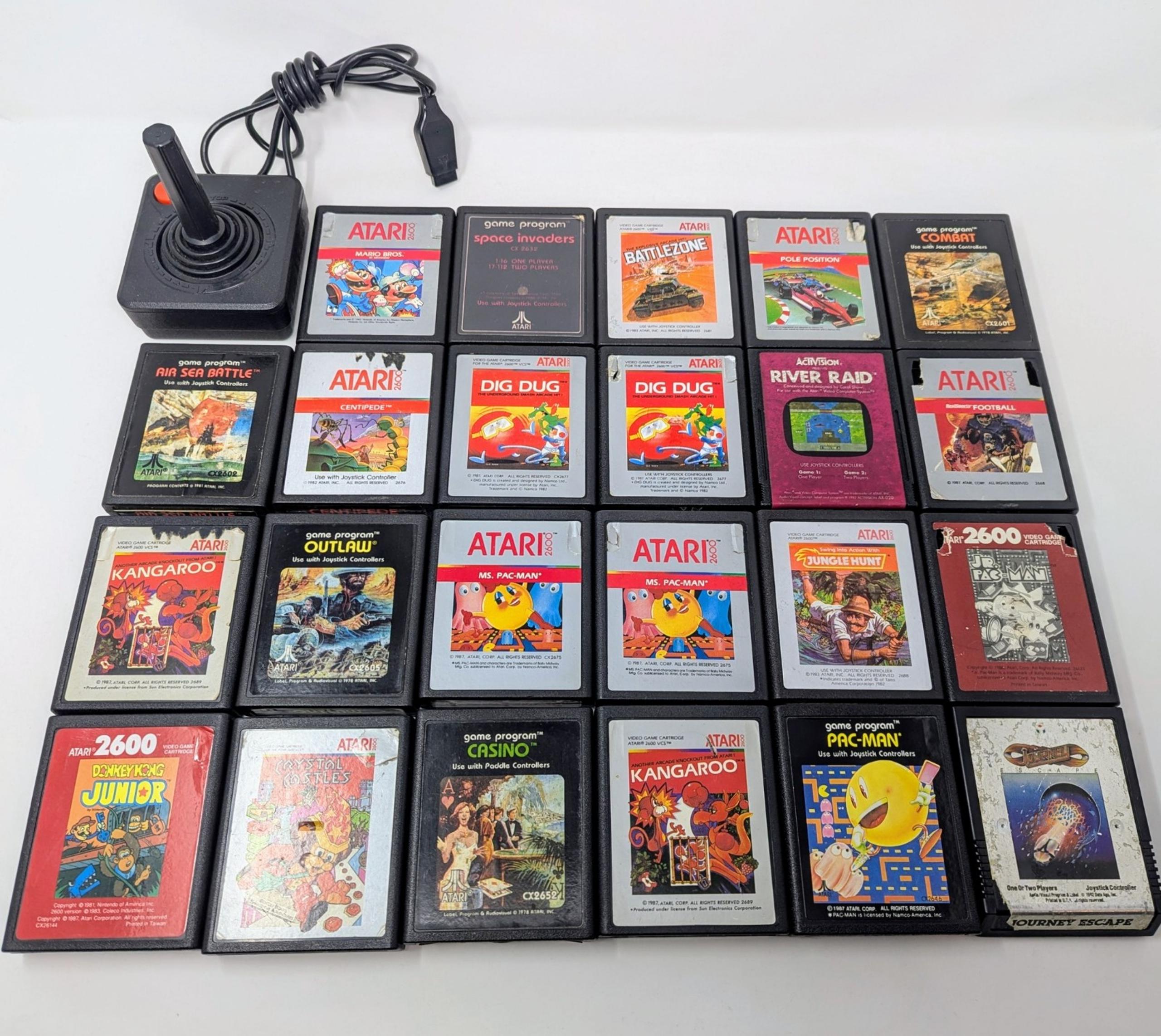 Atari 2600 Video Game  Lot of 23 + Controller Donkey Kong Pac-Man Space Invaders