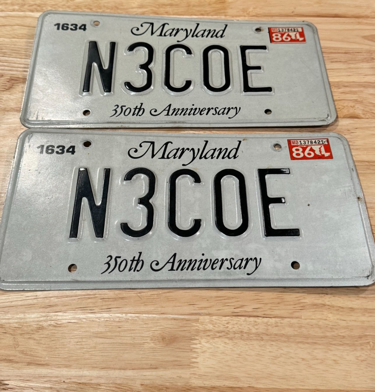 1986 Maryland License Plate Matched Pair Set 30th anniversary set Black And White