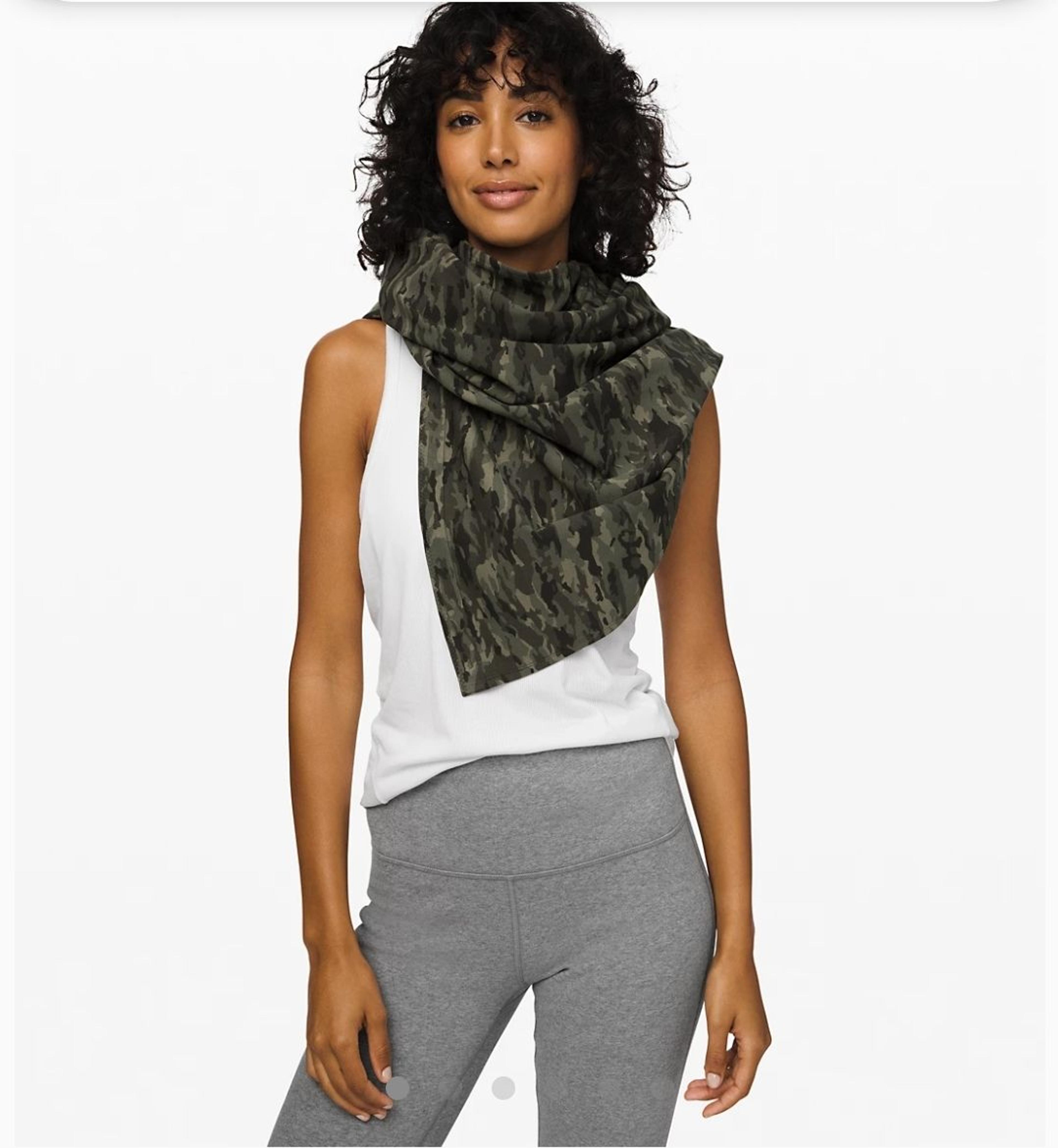 Lululemon camo vinyasa scarf Clearance