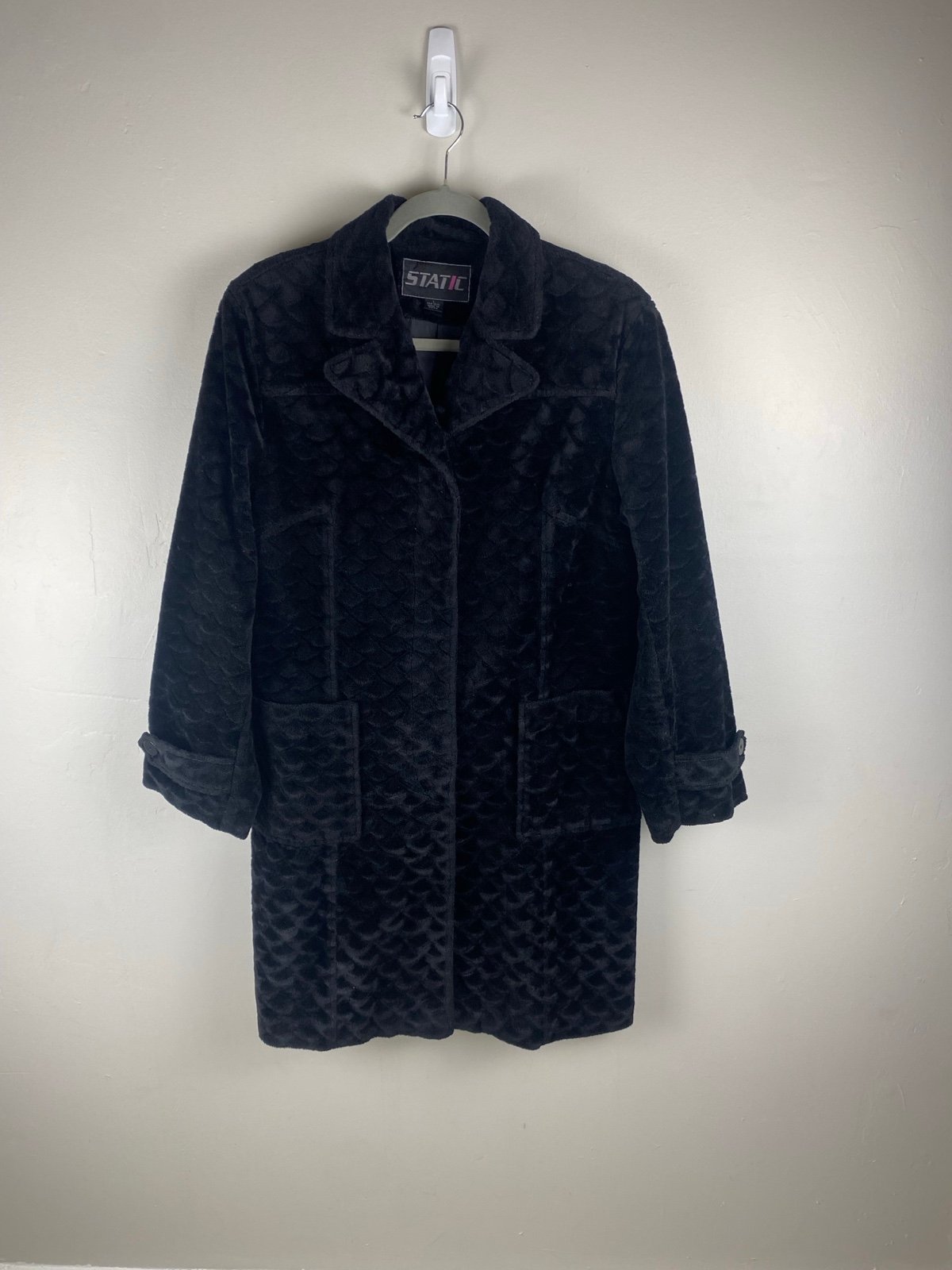 Vintage Static Women’s Plush Black Coat Overcoat Size Large y2k