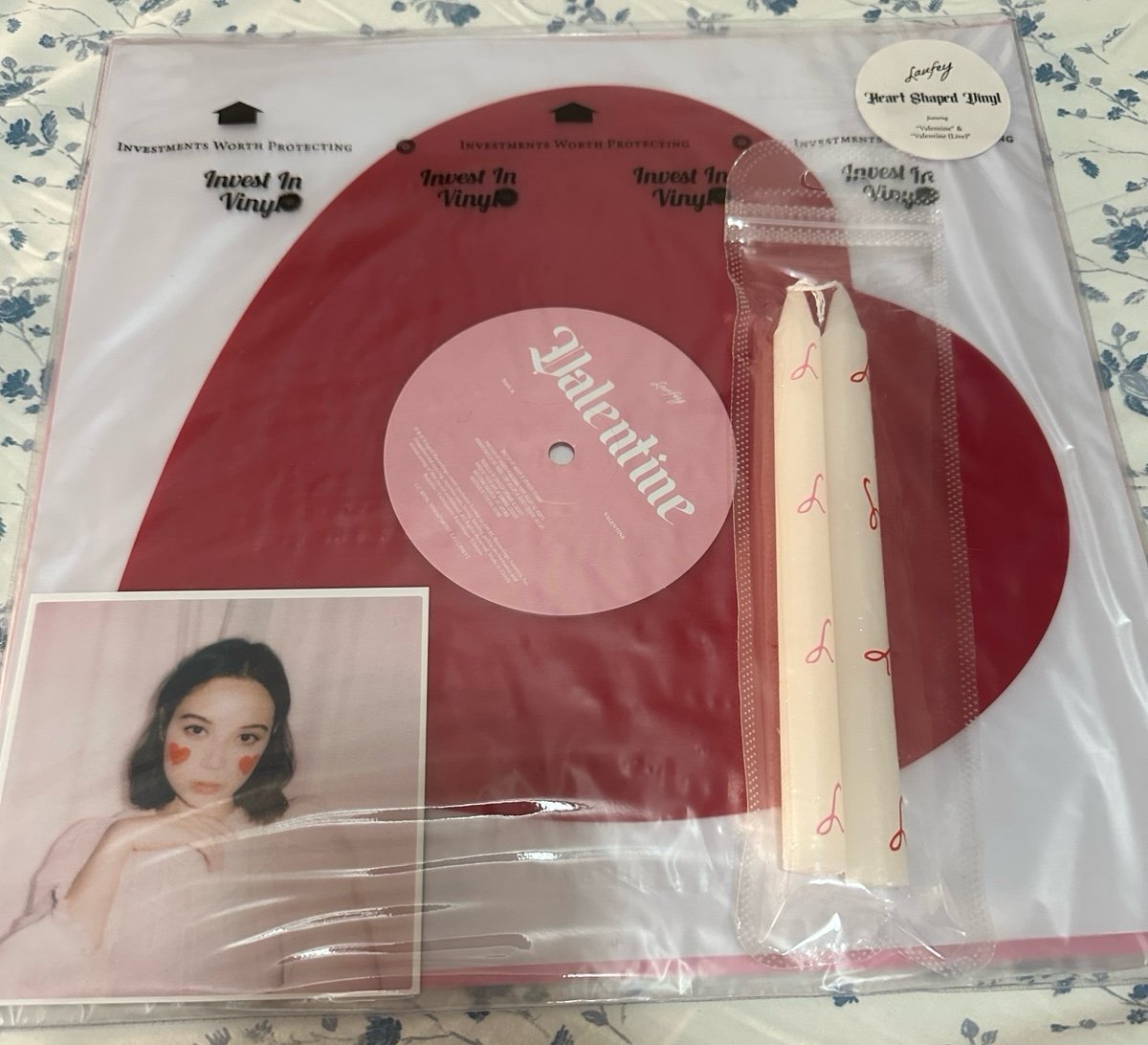 Laufey red Valentine heart shaped vinyl and twin flame candles (new and unused)