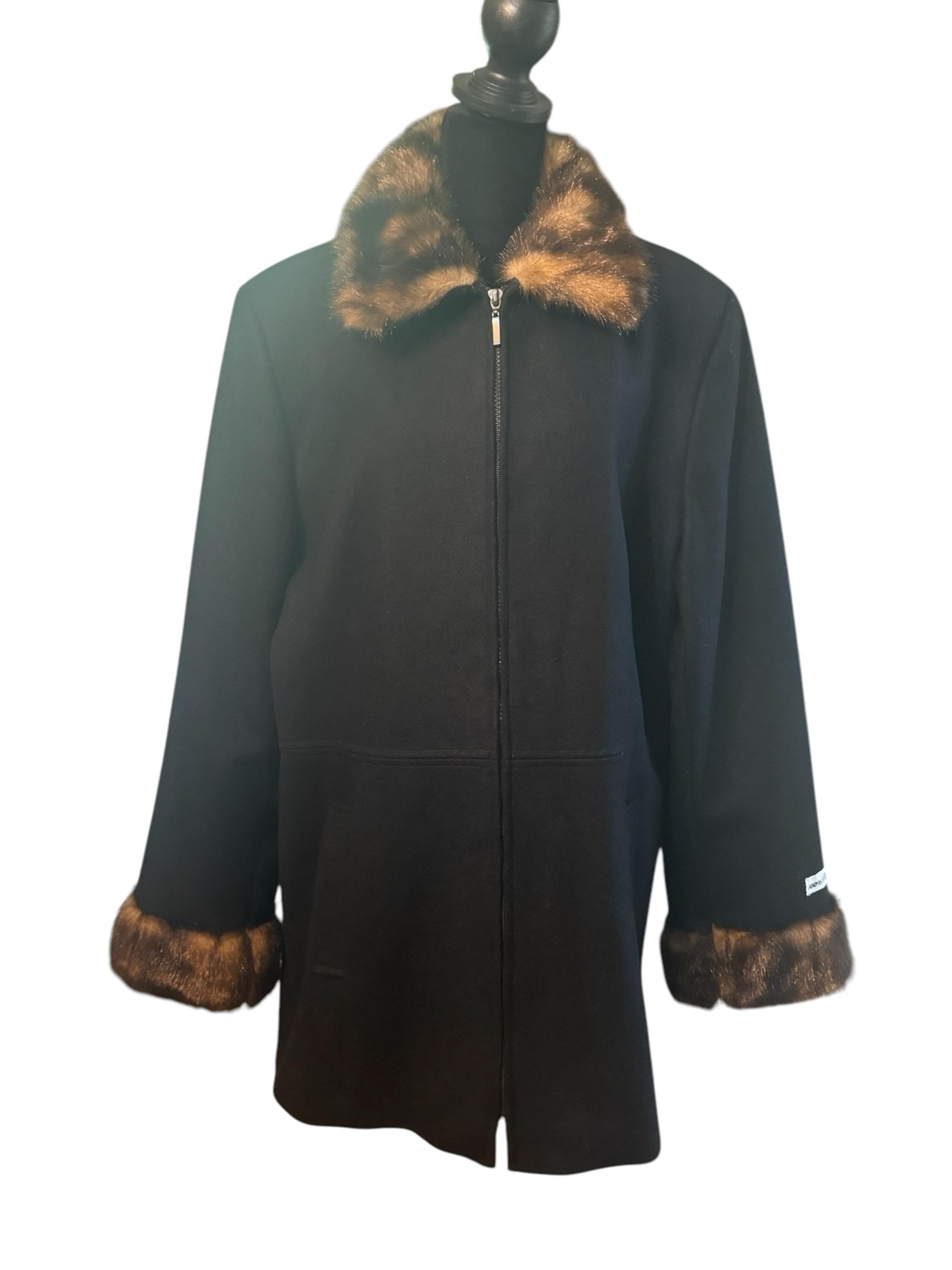 Weather Tamer 100% Wool Coat with faux fur, size XL
