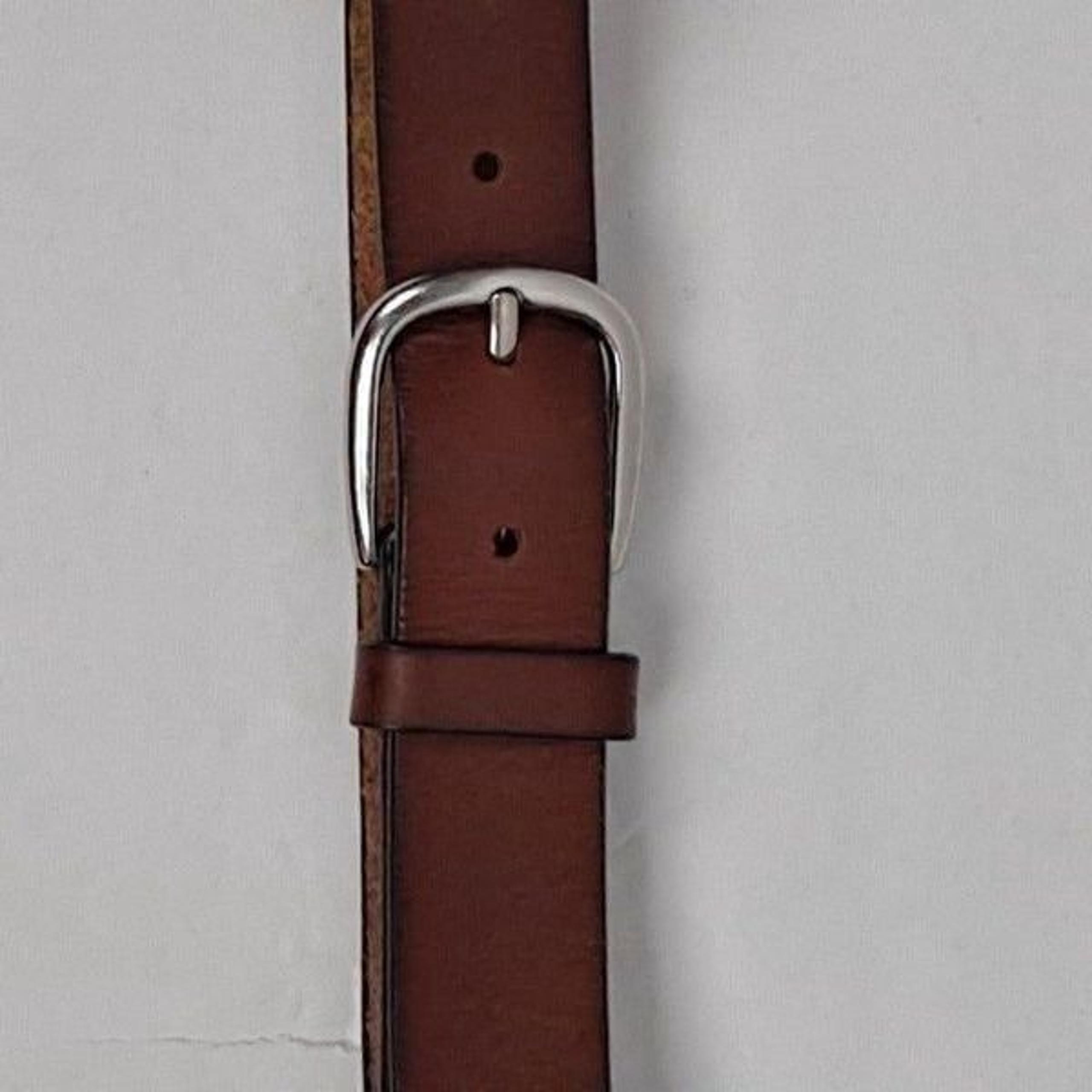 Gap Mens leather belt NWOT