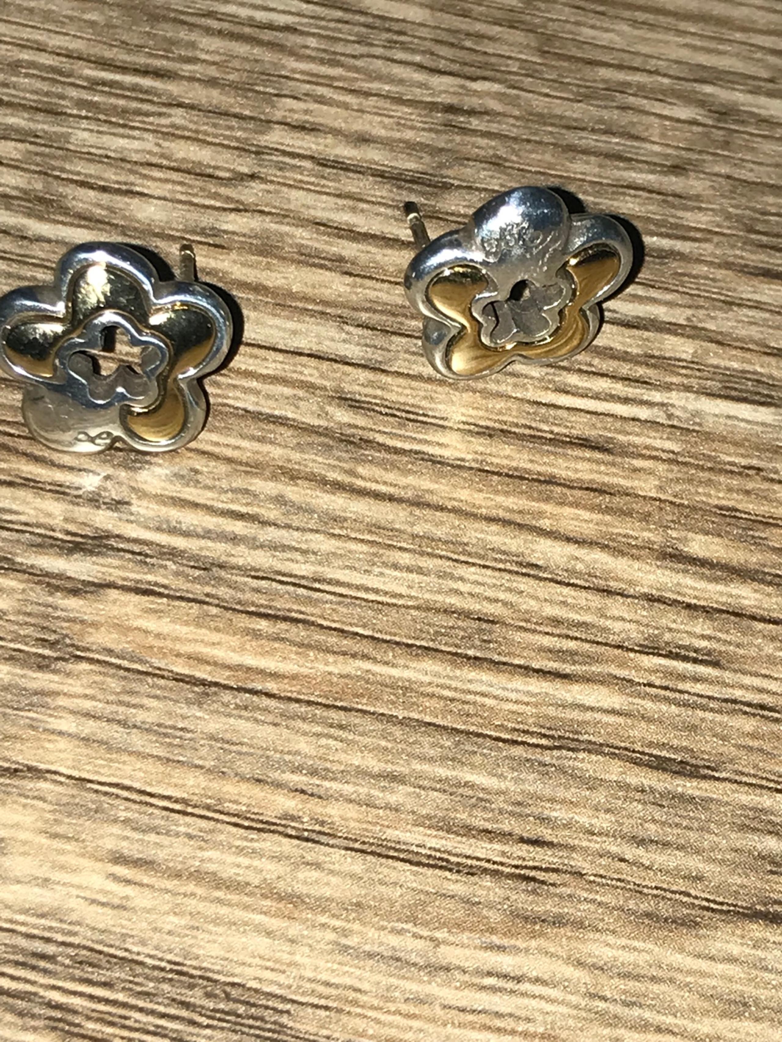 Brighton two-toned floral hope earrings(small in size)