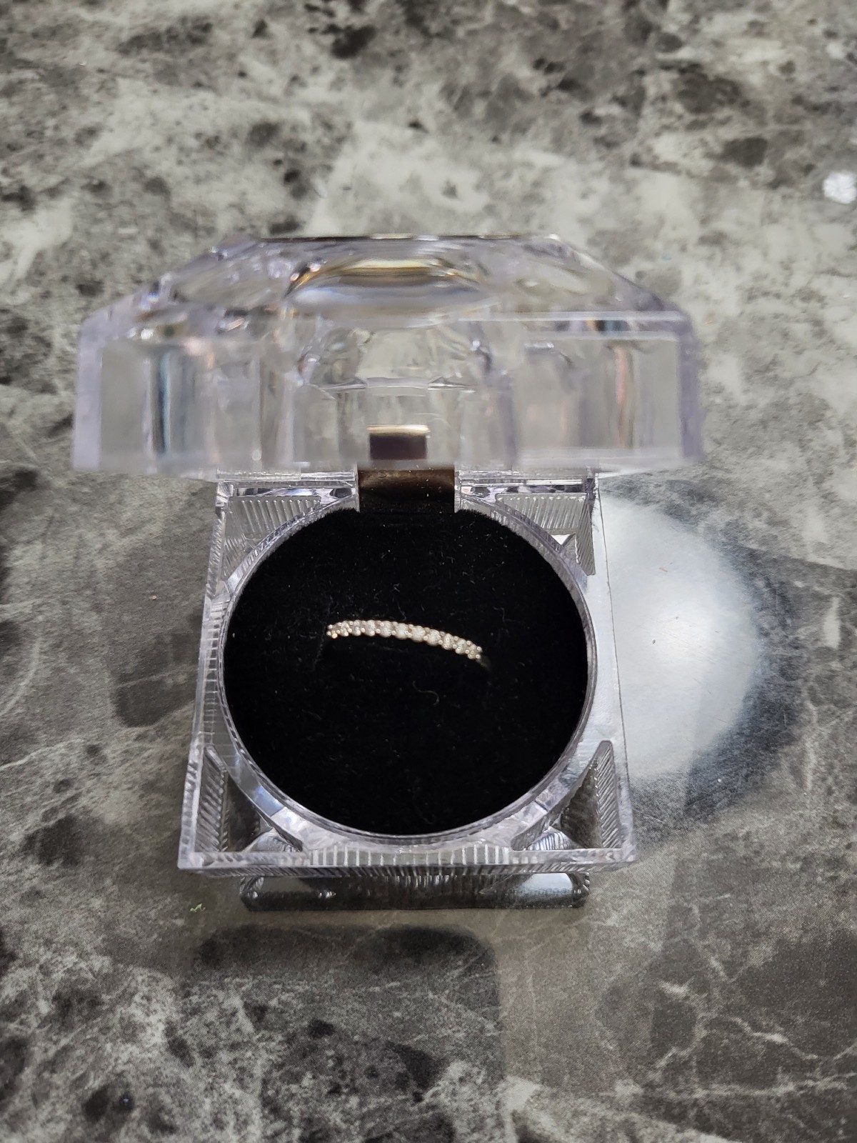 Pt950 Moissanite Ring