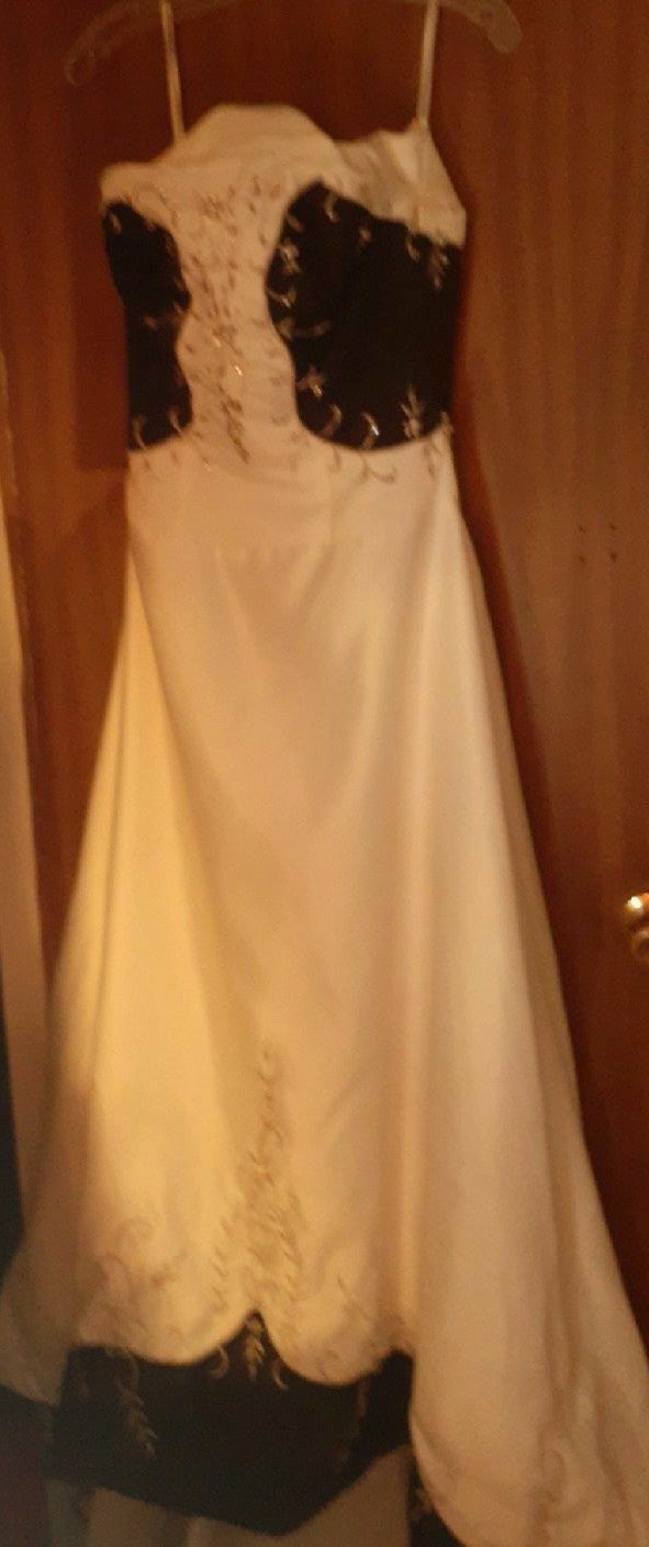 wedding dress & veil