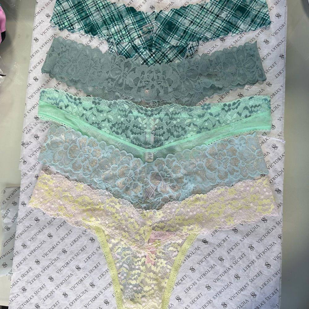Victorias Secret Lace Thong Panties