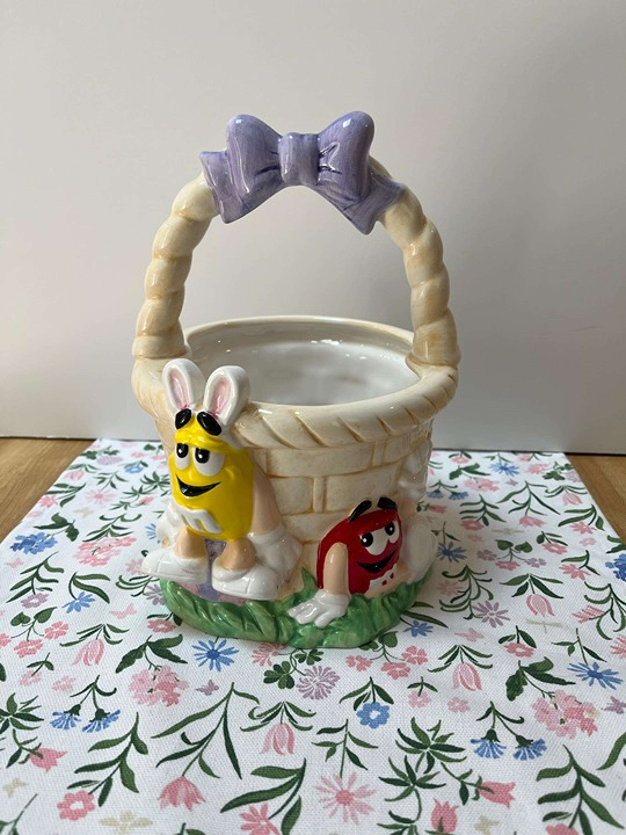 M&M'S® M&M-Ceramic Easter Basket FTD Flower-Candy Pot Planter Holder6" x7" x 9"