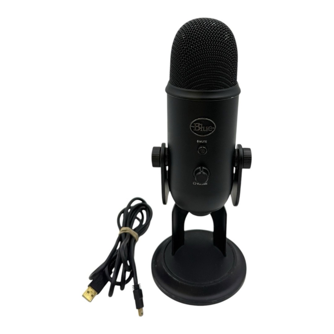 Blue Yeti Professional Multi-Pattern USB Condenser Microphone - Black W Cord