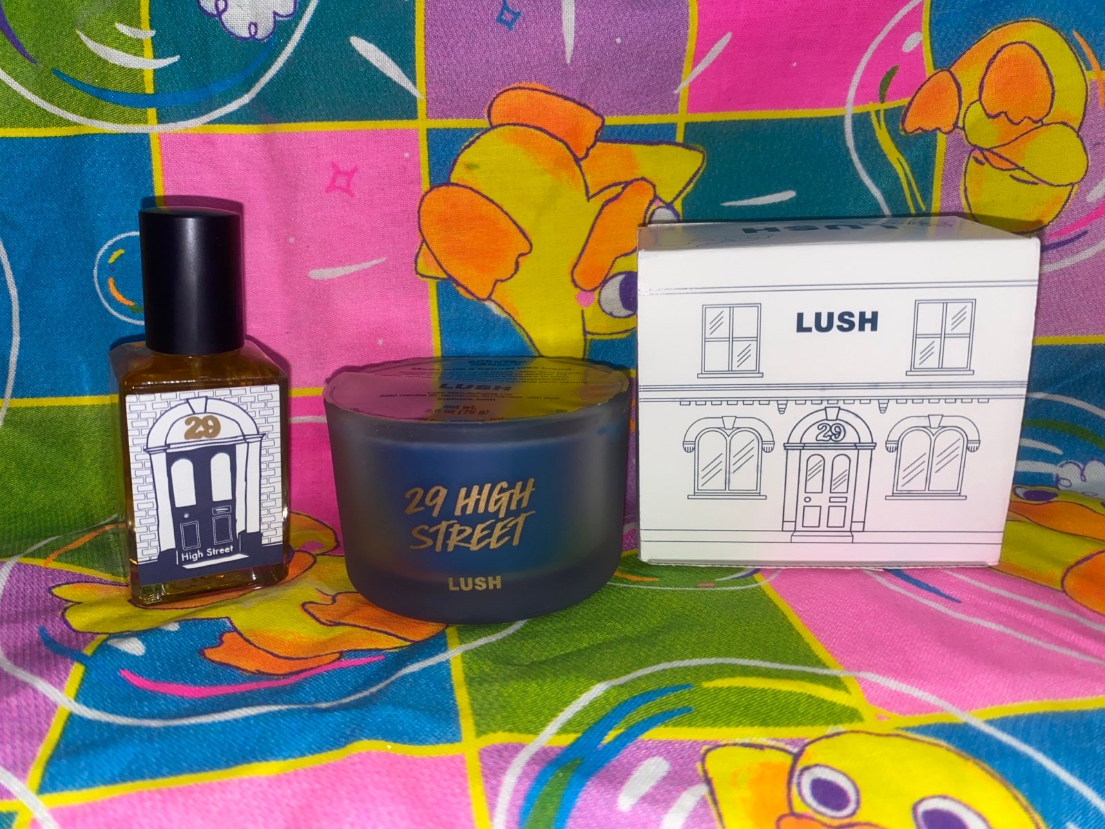 LUSH 29 HIGH STREET PERFUME AND CANDLE BUNDLE