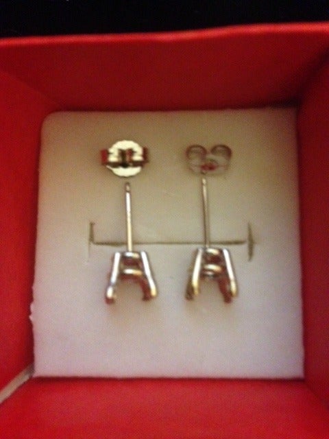 14K W/G Mountings for Diamonds Earrings.