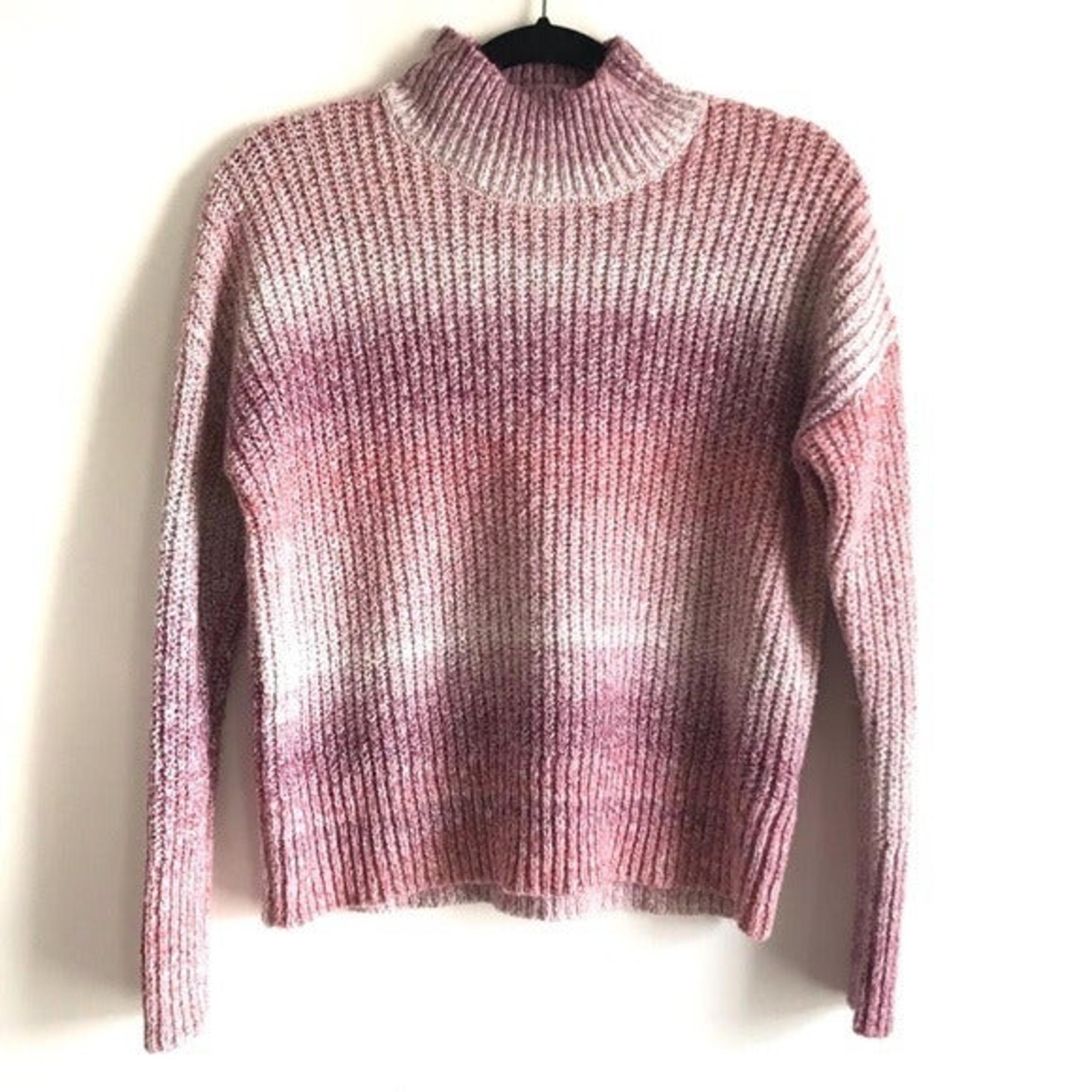 Cynthia Rowley Pink White Faded Stripe Mock Turtle Neck Sweater Size Medium