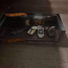Hot wheels premium set Mercedes benz