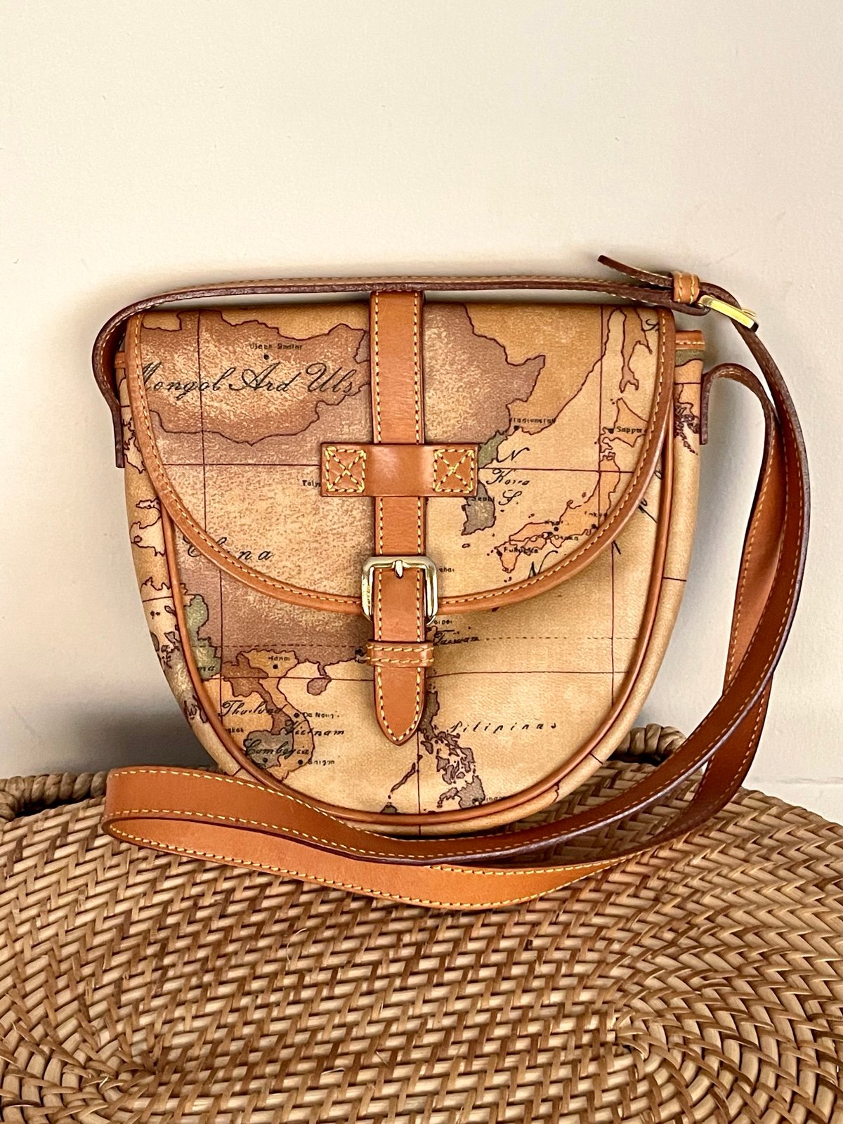 Alviero Martini Geo Classic Crossbody Handbag
