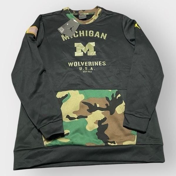 Nike Jordan Michigan Wolverines Salute To Service Sweatshirt DD4308-010 size L