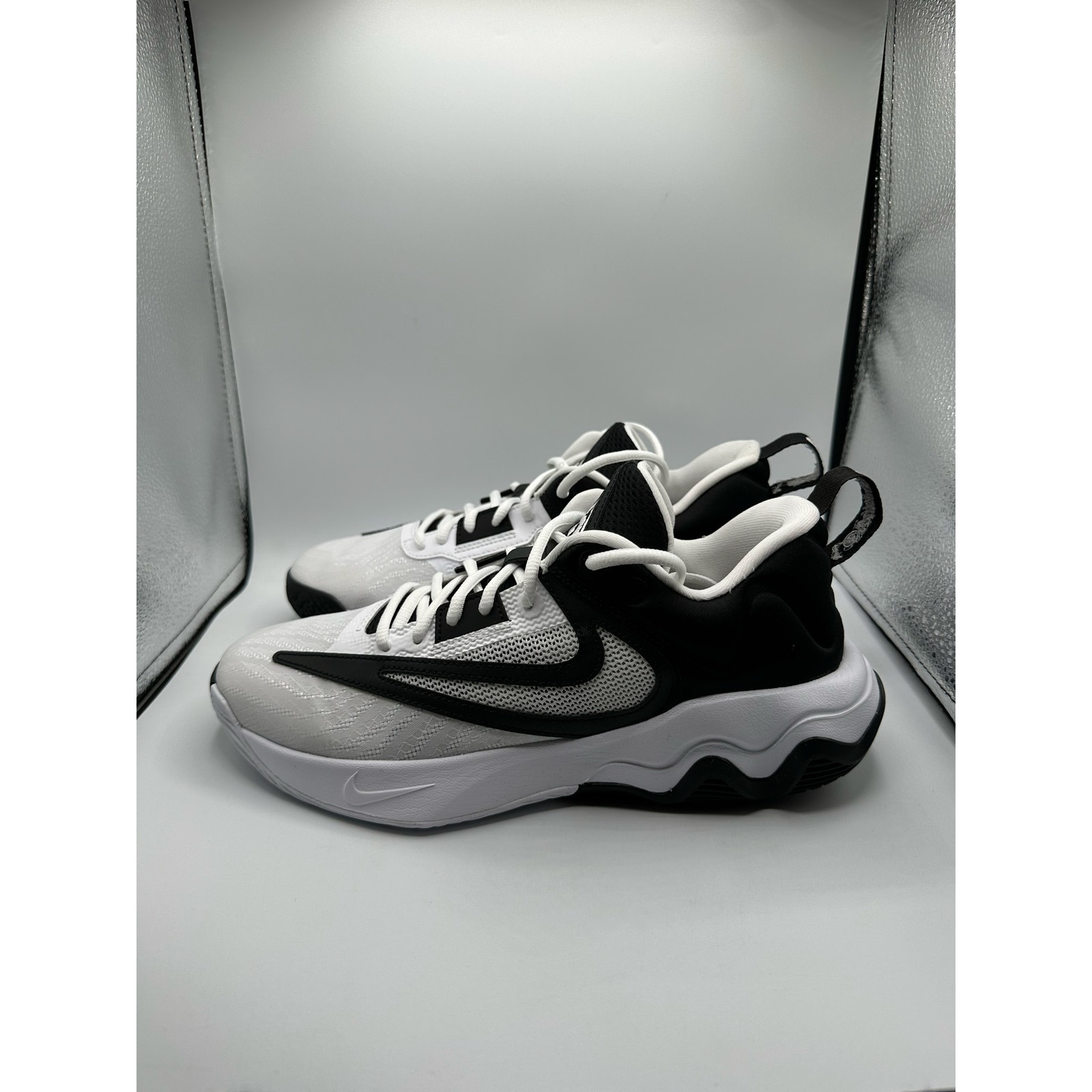 Nike Giannis Immortality 3 “Bedtime Snack” size 8 men’s