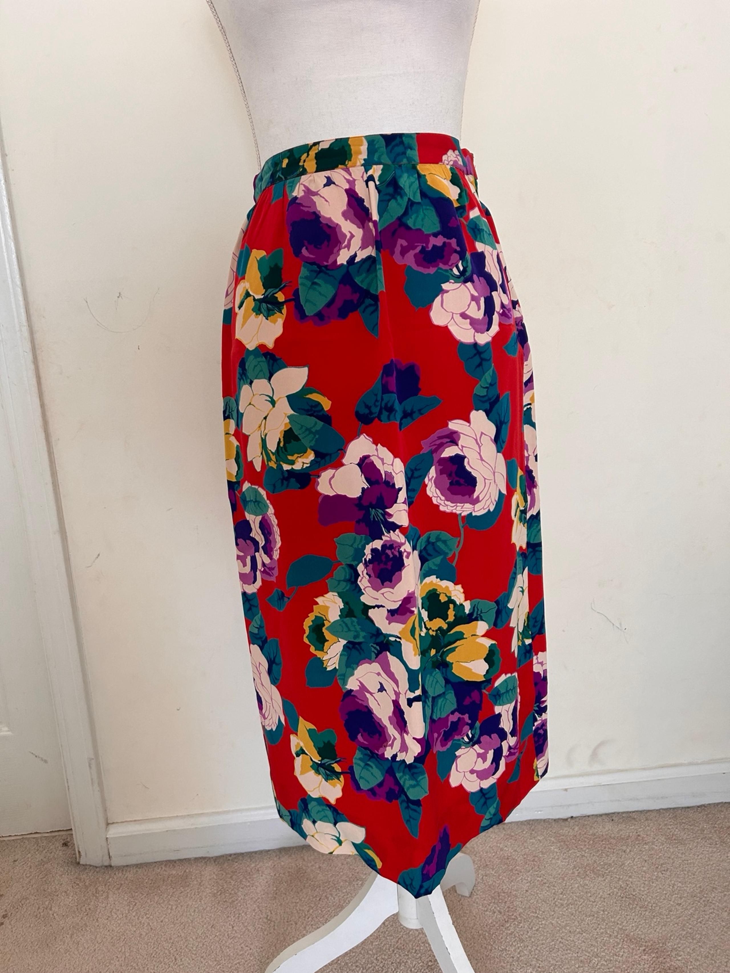 Vtg 80s ALBERT NIPON Designer Silk FLORAL Print Pleated PENCIL Skirt 6