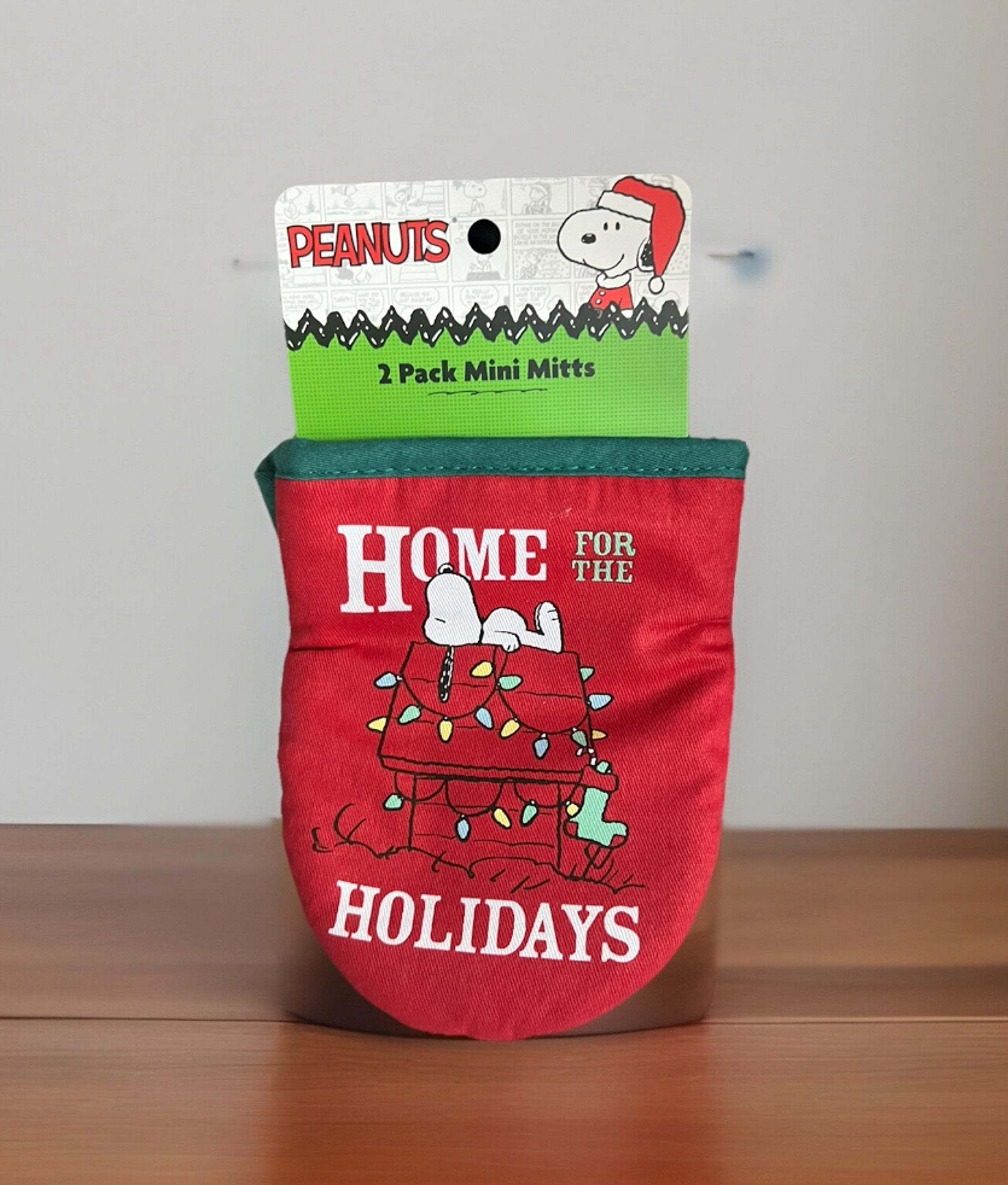 Peanuts Snoopy Holiday 2pk Kitchen Mitts