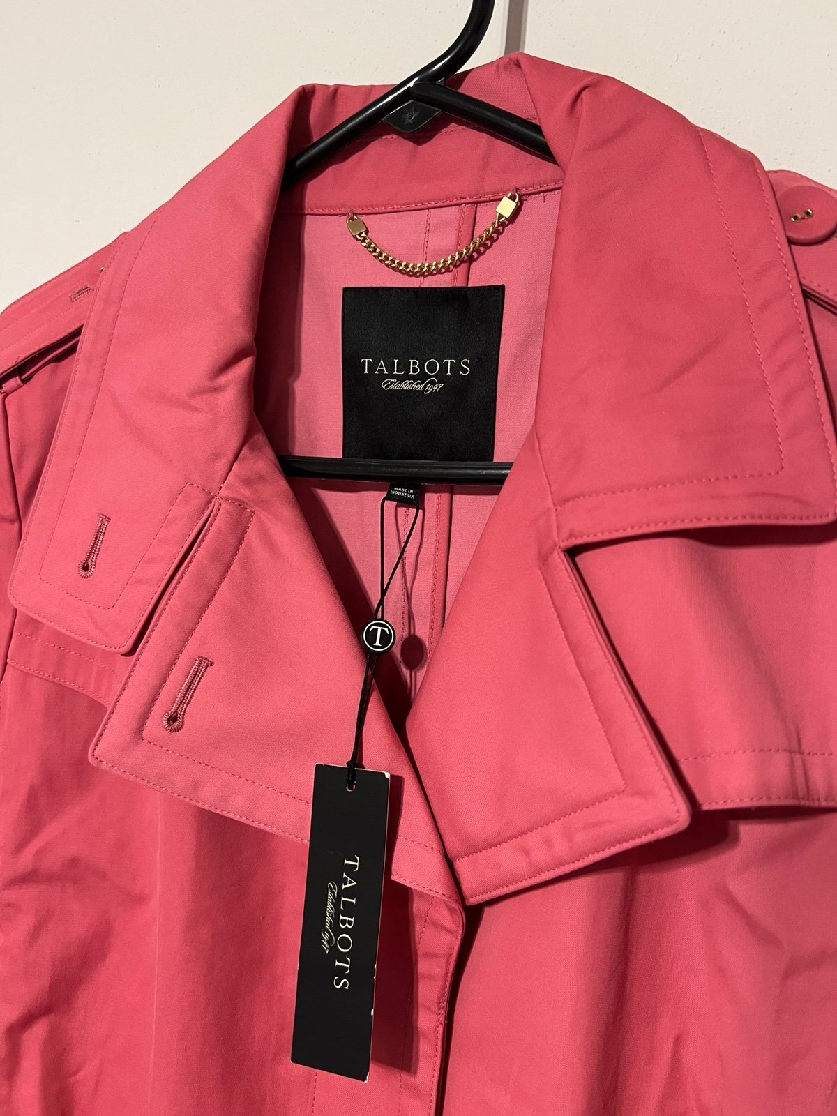 NWT Talbots Size 4 Women’s Pink Belted Trench coat