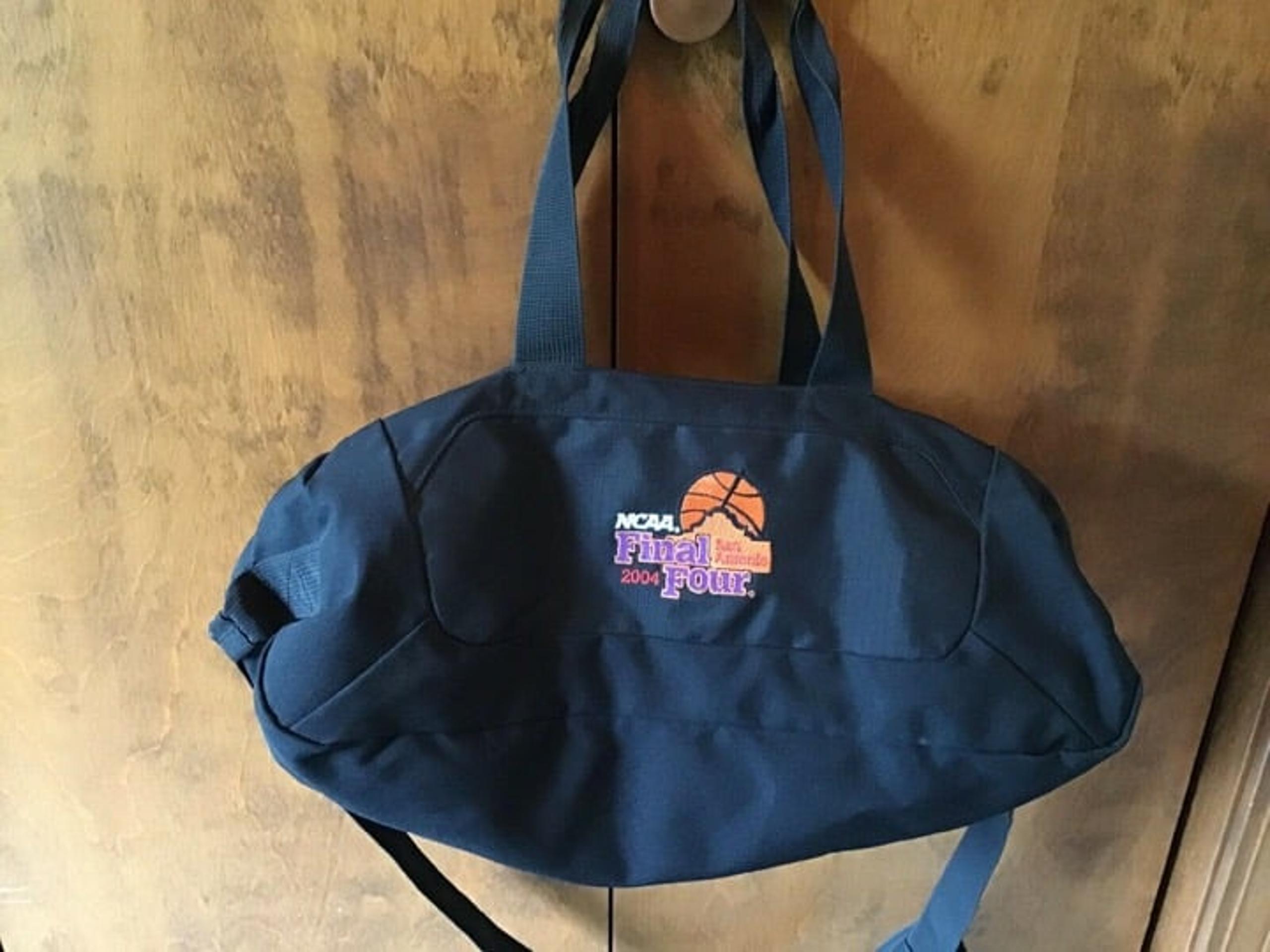 2004 Final  Four Black Duffle Bag