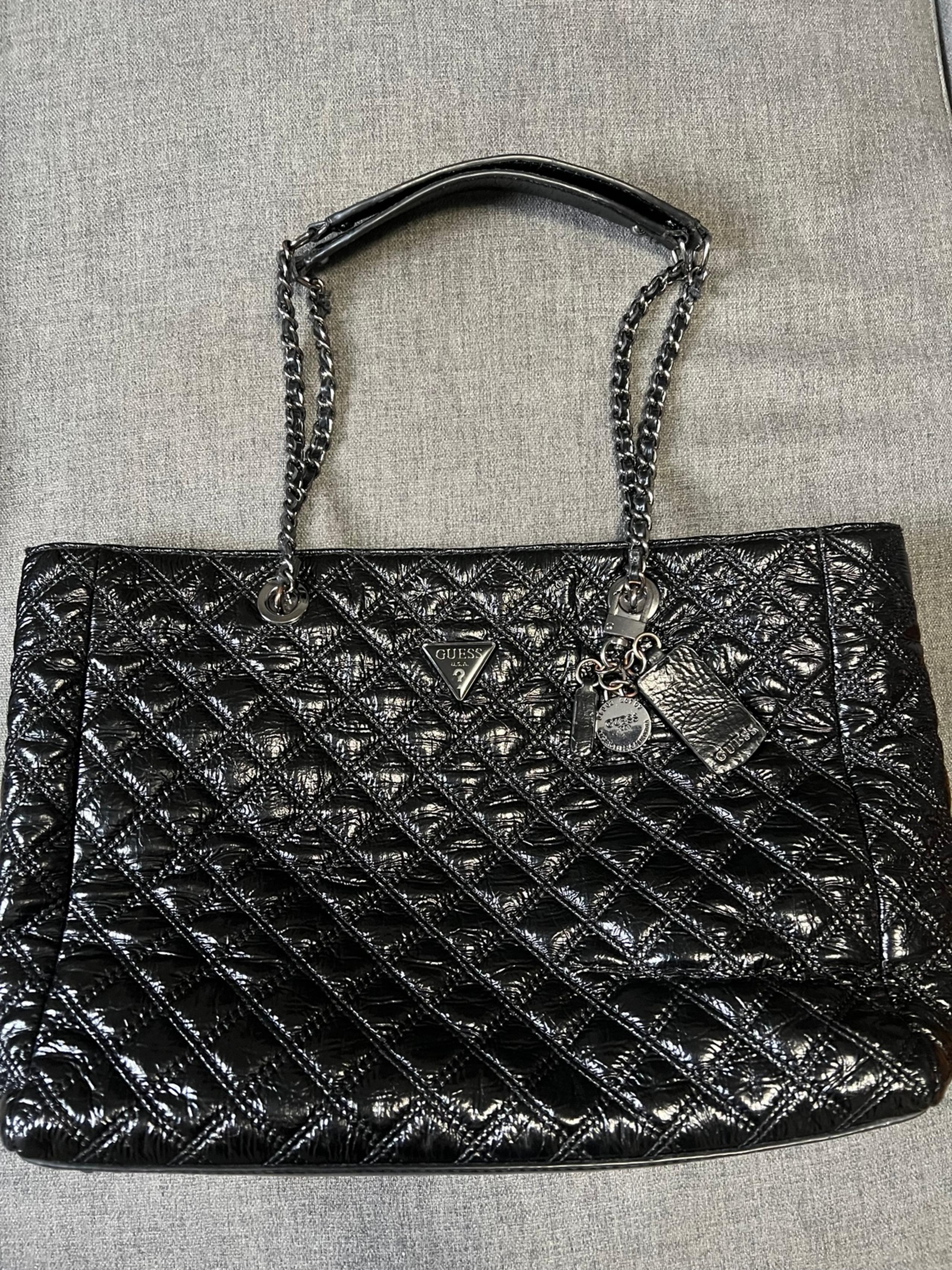 guess patent quilted tote chain Large