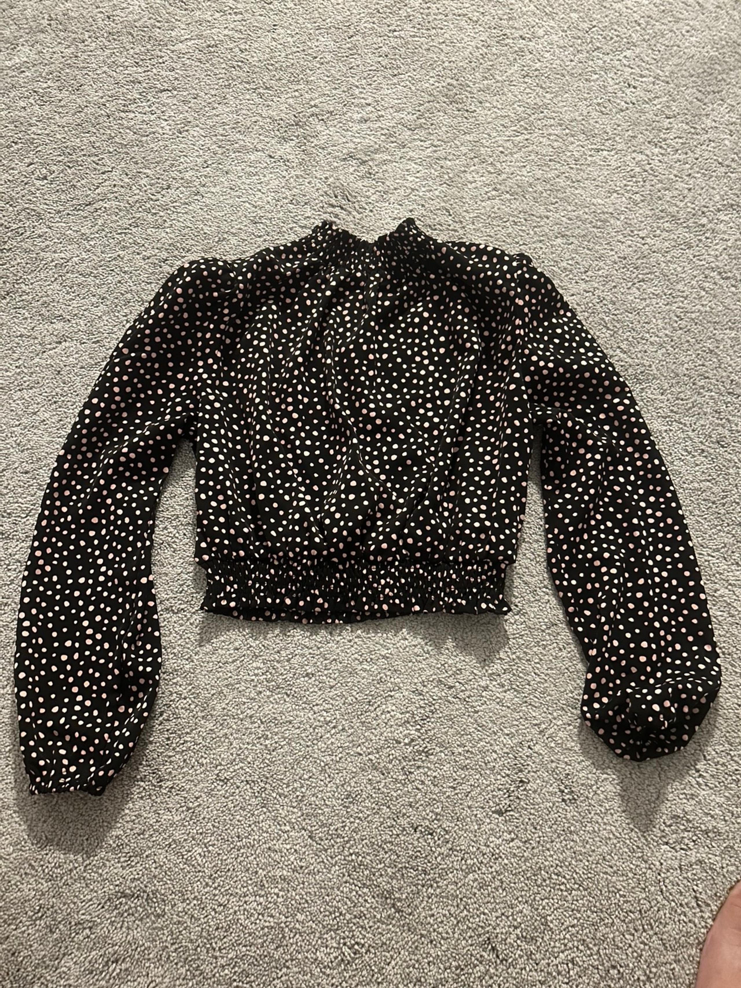 Nasty Gal Women’s Top blouse Polka dot Size XS gig collar tie up long sleeve